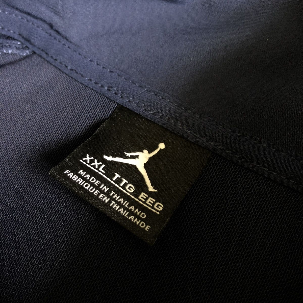 Jordan Brand Vintage Air Jordan Michigan Wolverines Mock Neck Logo Jacket Size US XXL / EU 58 / 5 - 8 Thumbnail