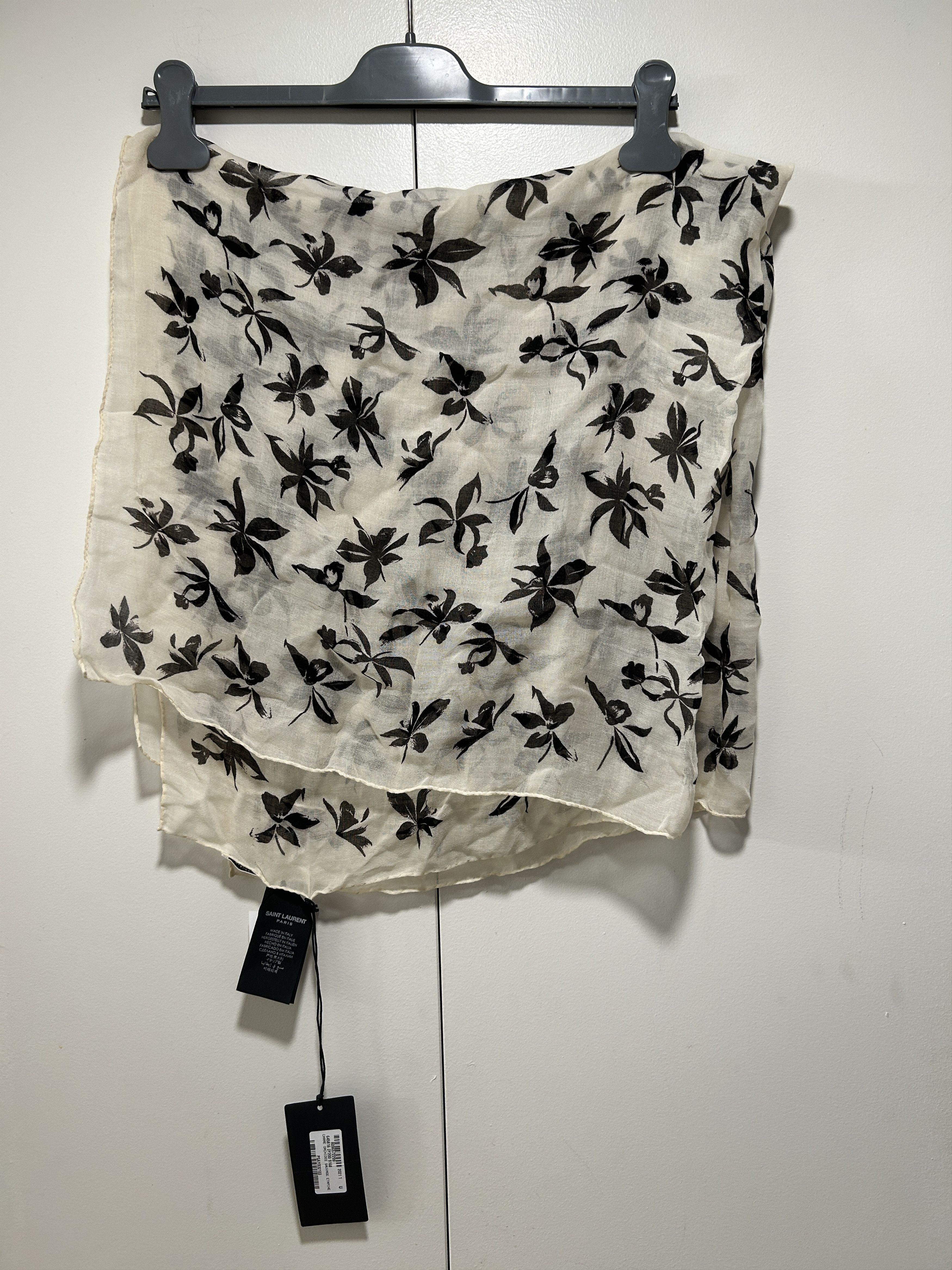 Yves Saint Laurent saint laurent carre orchidee sauvage etamine Size ONE SIZE - 1 Thumbnail