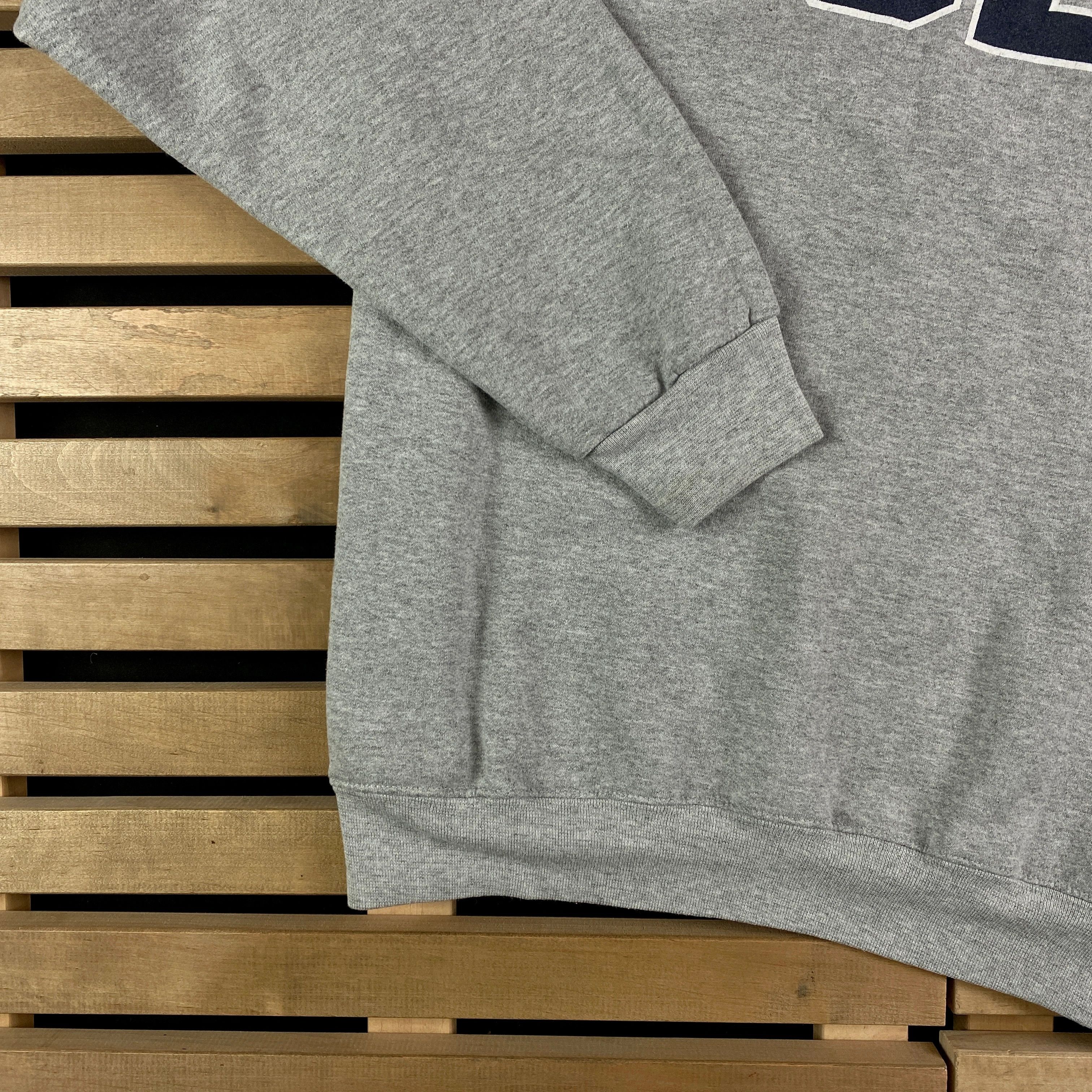 Champion × Vintage Mens Sweatshirt Champion Vintage Big Logo Size L Size US L / EU 52-54 / 3 - 3 Thumbnail