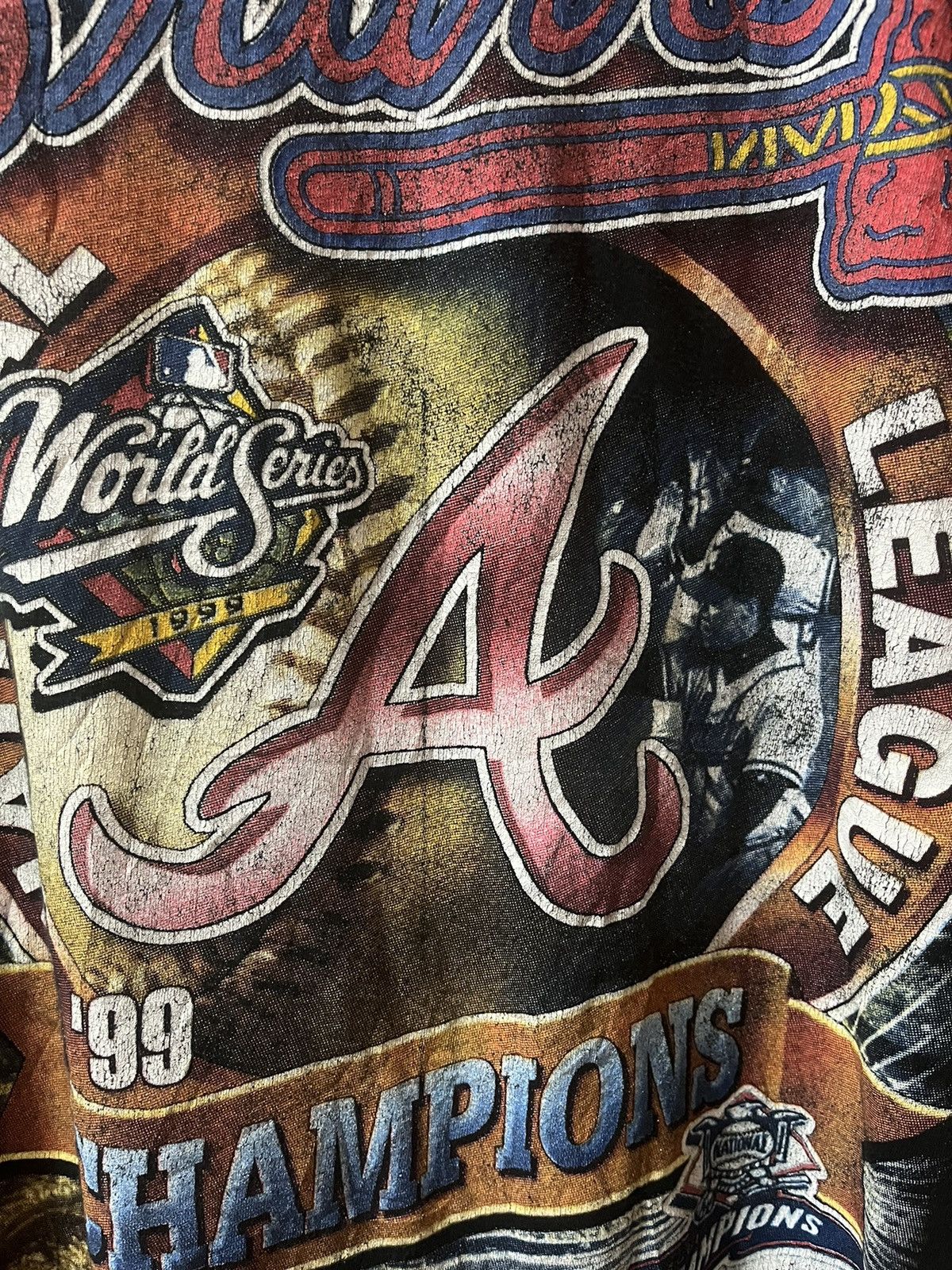 MLB × Vintage A MUST HAVE VINTAGE RAPTEES STYLE ATLANTA BRAVES CHAMPION 99 Size US XXL / EU 58 / 5 - 7 Thumbnail