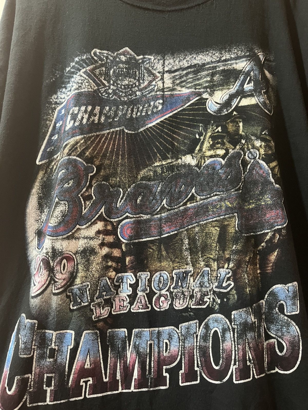 MLB × Vintage A MUST HAVE VINTAGE RAPTEES STYLE ATLANTA BRAVES CHAMPION 99 Size US XXL / EU 58 / 5 - 2 Thumbnail