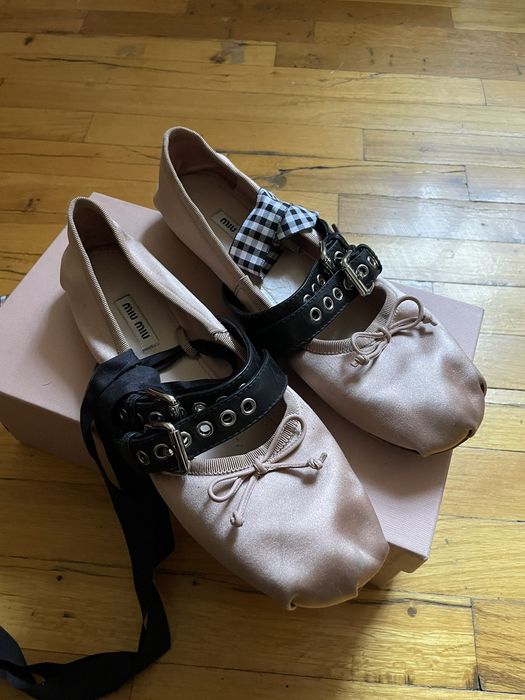miu miu black flats