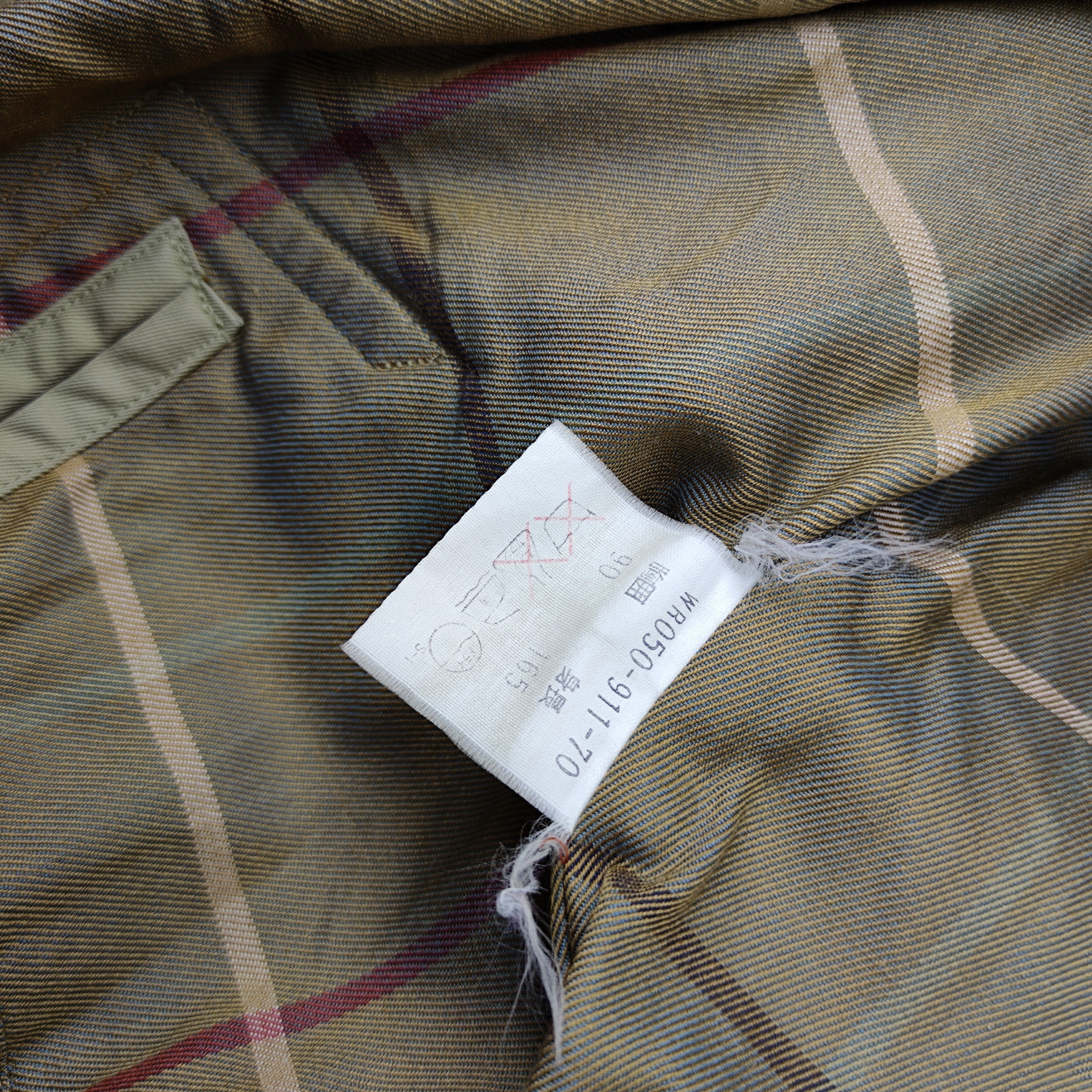 Burberry A34 vintage Burberrys trench coat jacket THRASHED Size US L / EU 52-54 / 3 - 15 Thumbnail