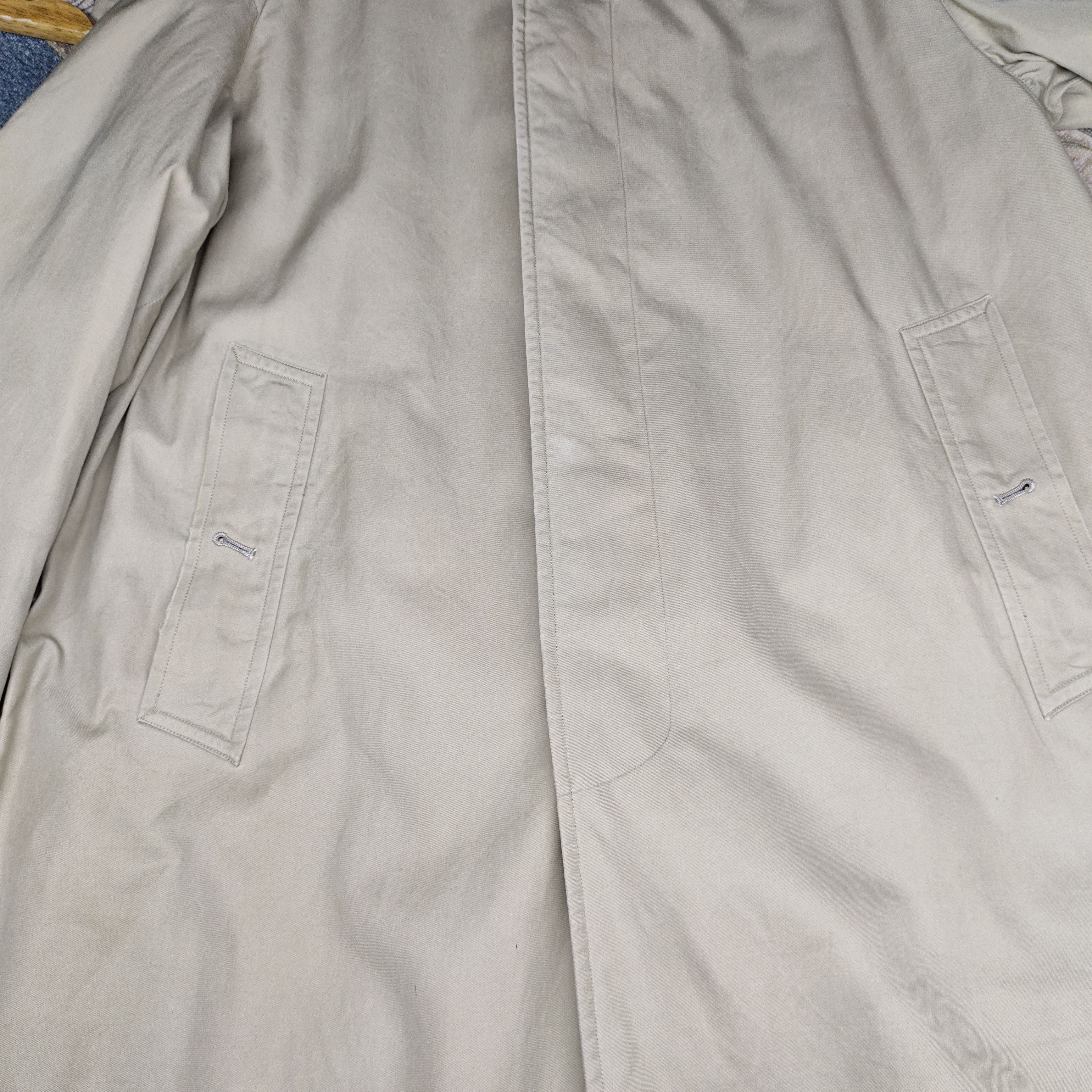 Burberry A34 vintage Burberrys trench coat jacket THRASHED Size US L / EU 52-54 / 3 - 9 Thumbnail