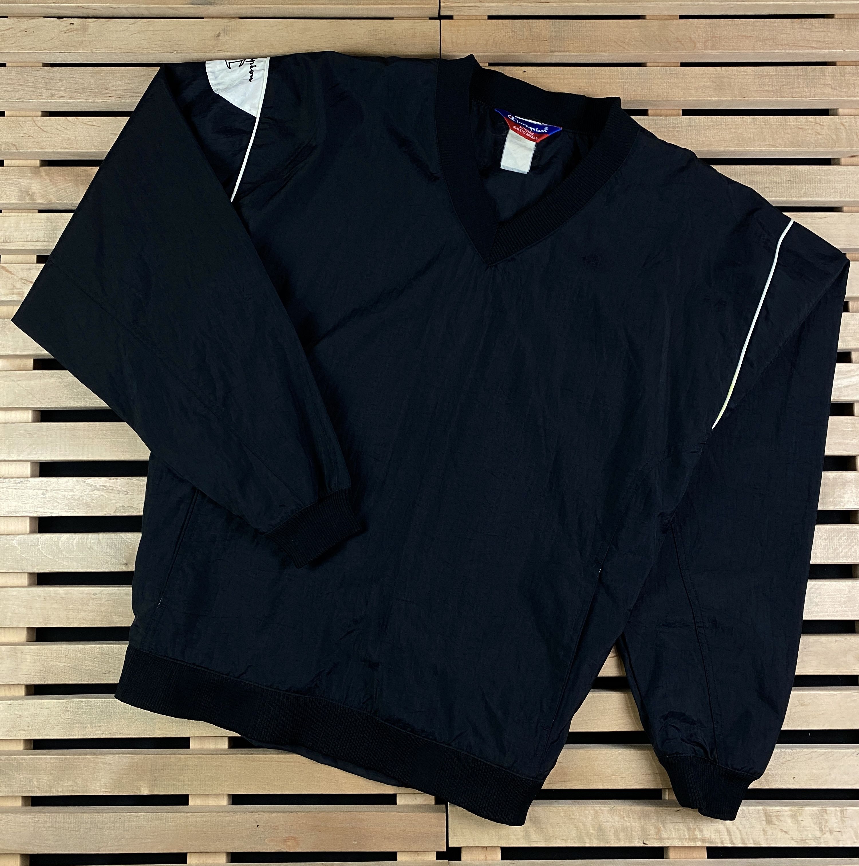 Champion × Vintage Mens Nylon Sweatshirt Champion Vintage Size XL Size US XL / EU 56 / 4 - 1 Thumbnail