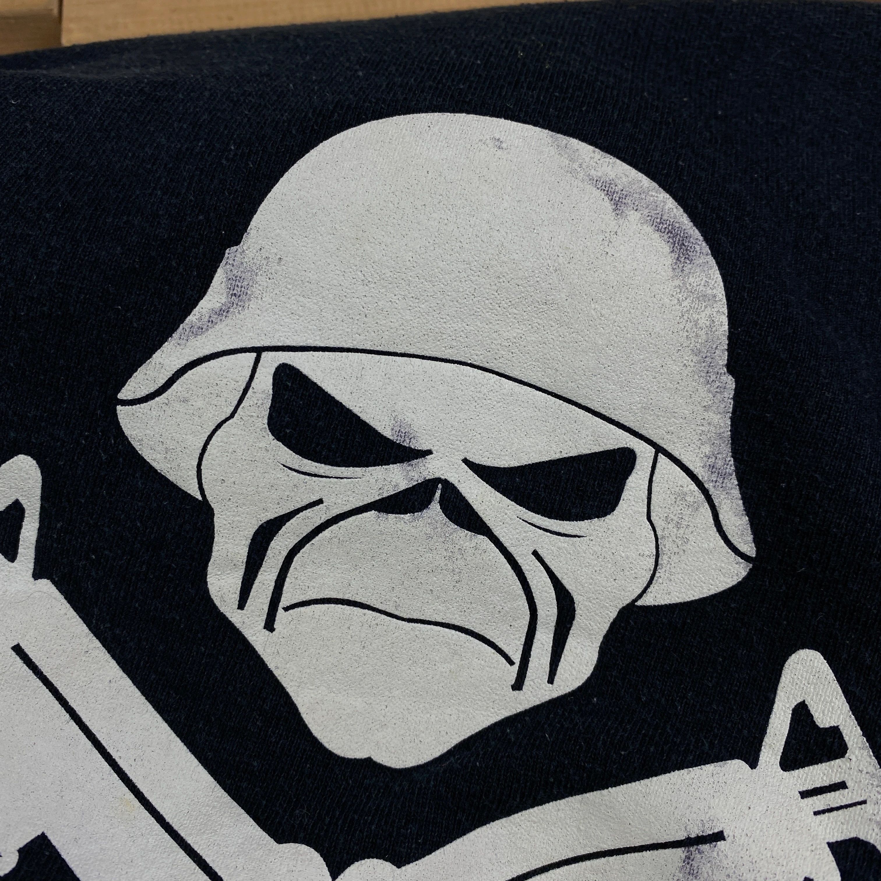 Band Tees × Iron Maiden × Vintage Mens Hoodies Iron Maiden Vintage Size XL Size US XL / EU 56 / 4 - 9 Thumbnail