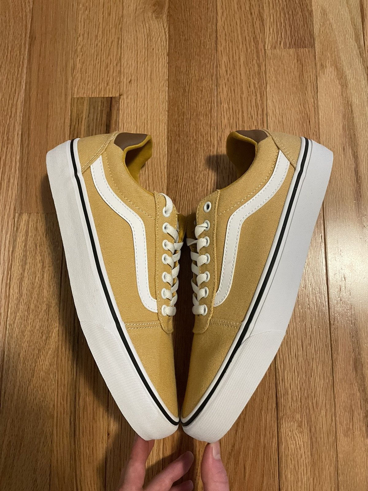 Vans Vans Old Skool Size US 10 / EU 43 - 1 Thumbnail