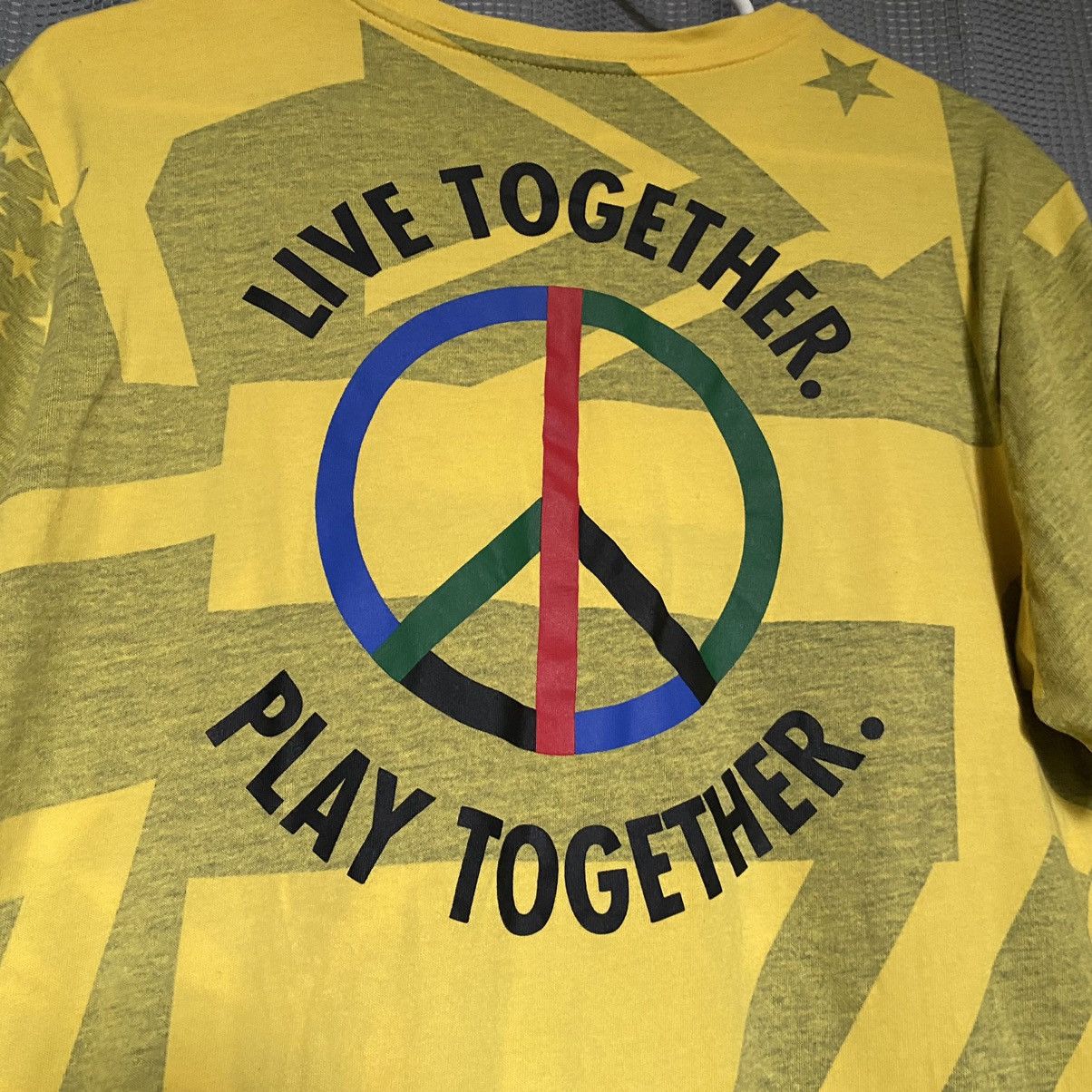 Nike Nike Peace Love & Basketball New York Made Size US M / EU 48-50 / 2 - 4 Thumbnail