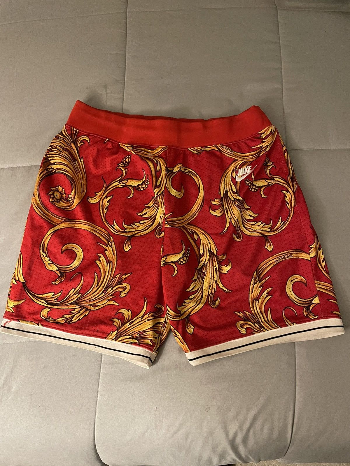 Supreme 2024 foamposite shorts