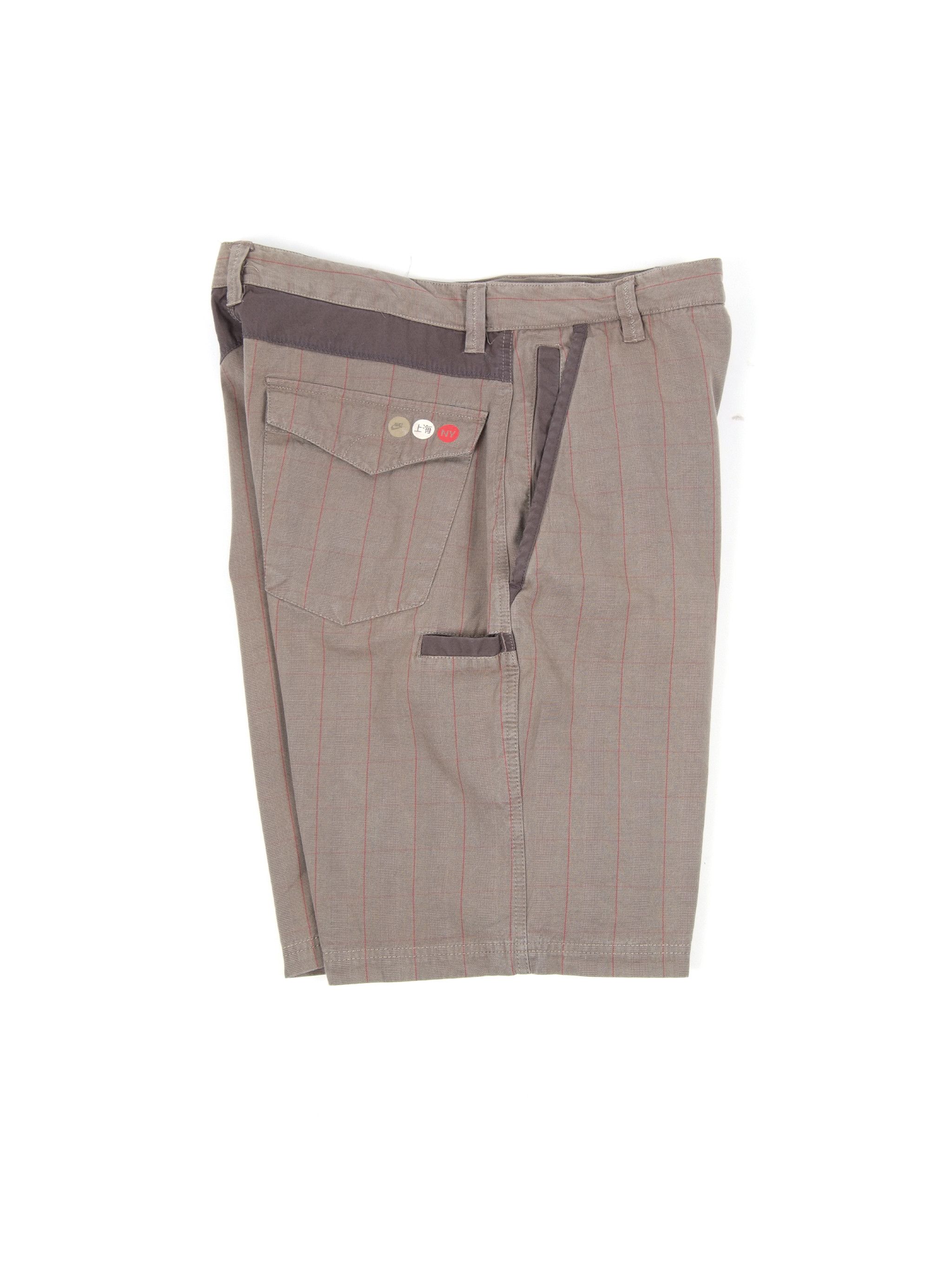 Nike Vintage y2k Nike Shorts (L) Size US 34 / EU 50 - 2 Thumbnail
