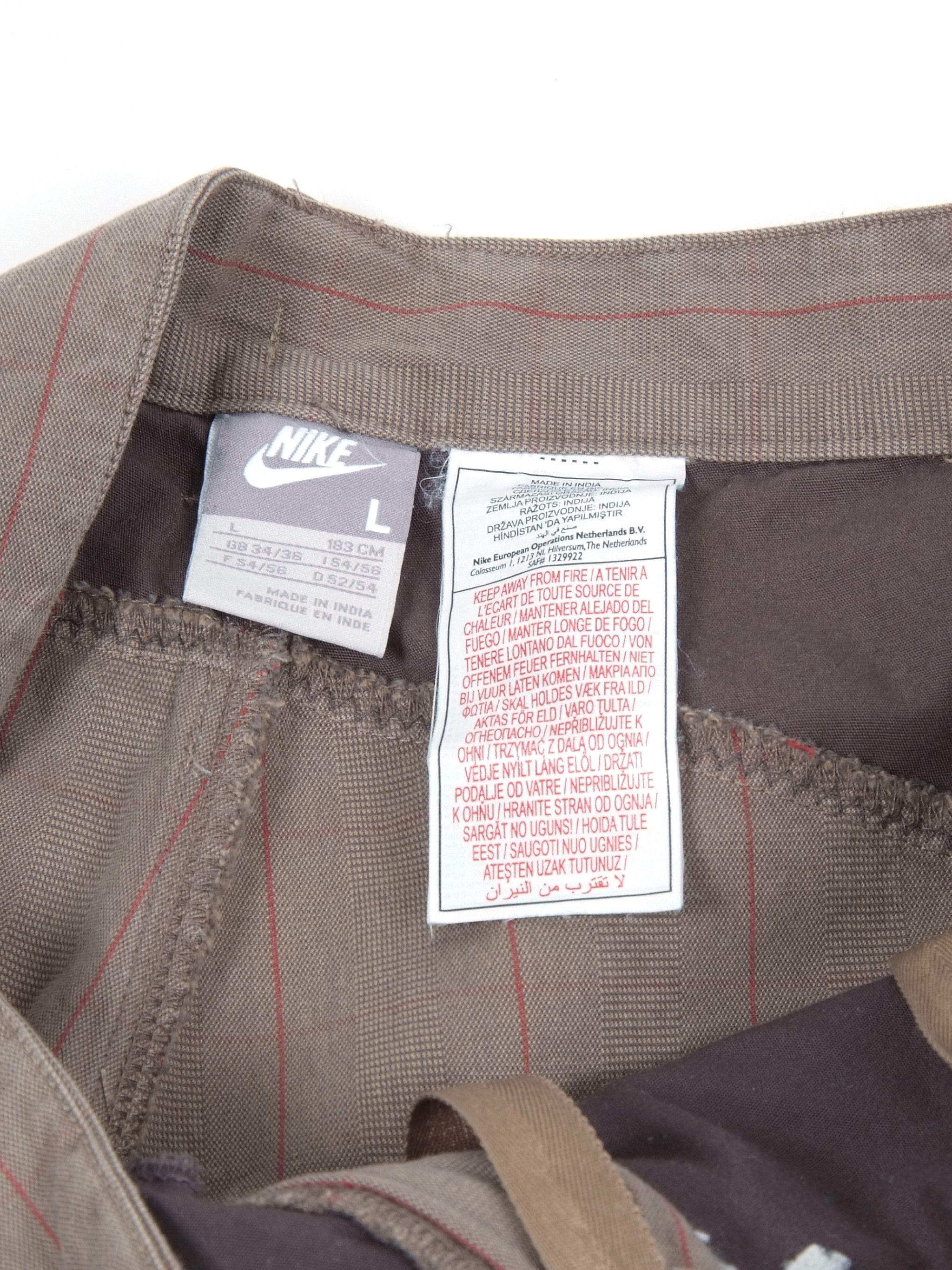 Nike Vintage y2k Nike Shorts (L) Size US 34 / EU 50 - 6 Thumbnail
