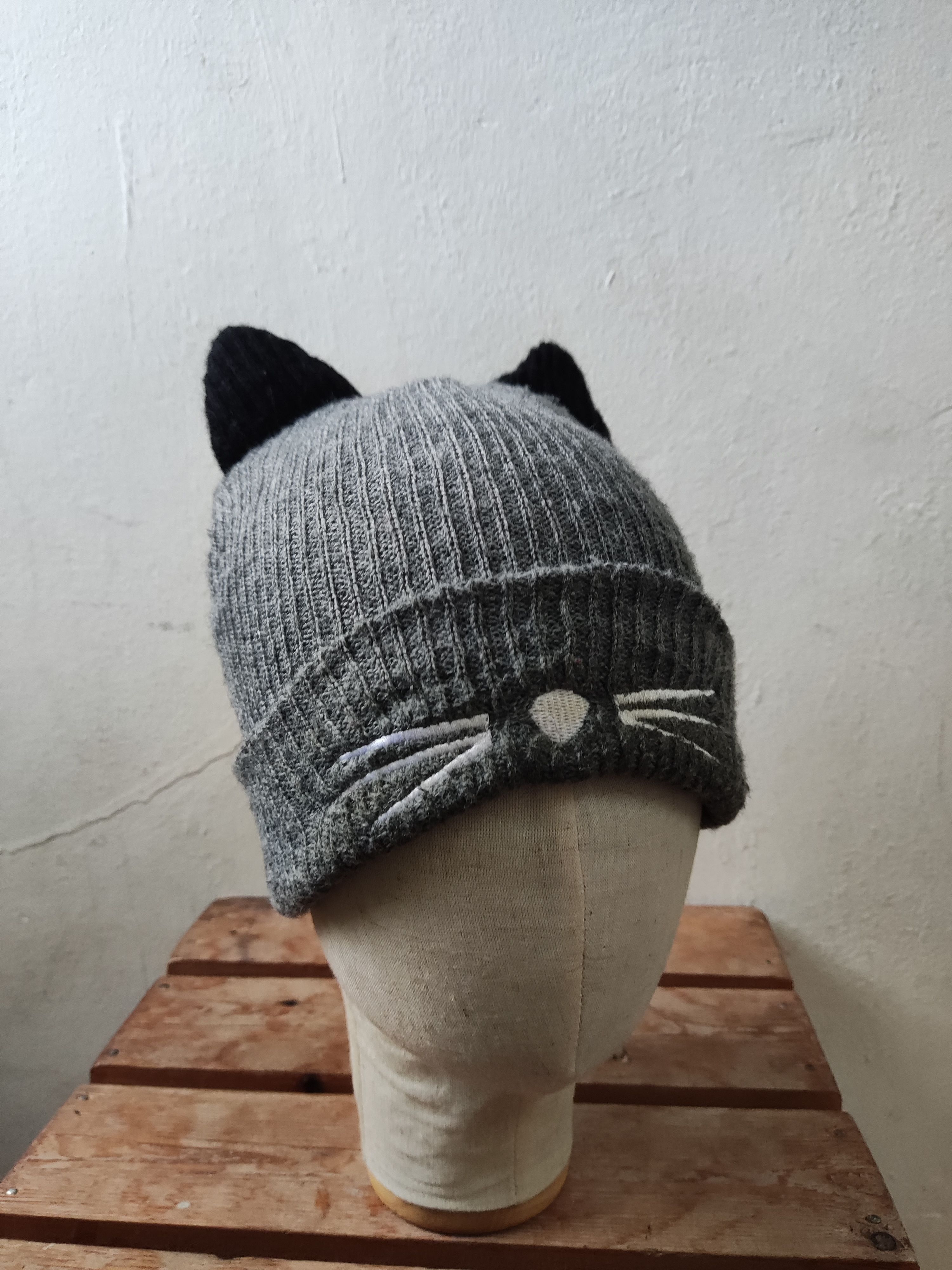 Japanese Brand Japanese Cat Ear Beanie Hat Size ONE SIZE - 3 Thumbnail