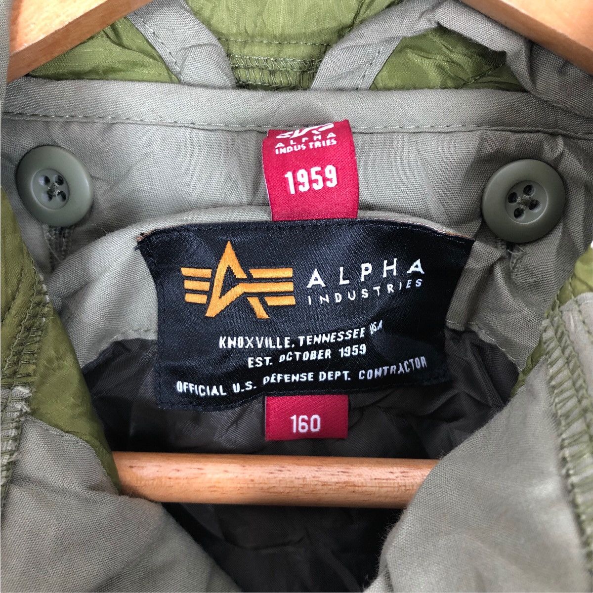 Alpha Industries Vintage Alpha Industries Women’s Fleece Sweater Hoodie Size US S / EU 44-46 / 1 - 7 Thumbnail
