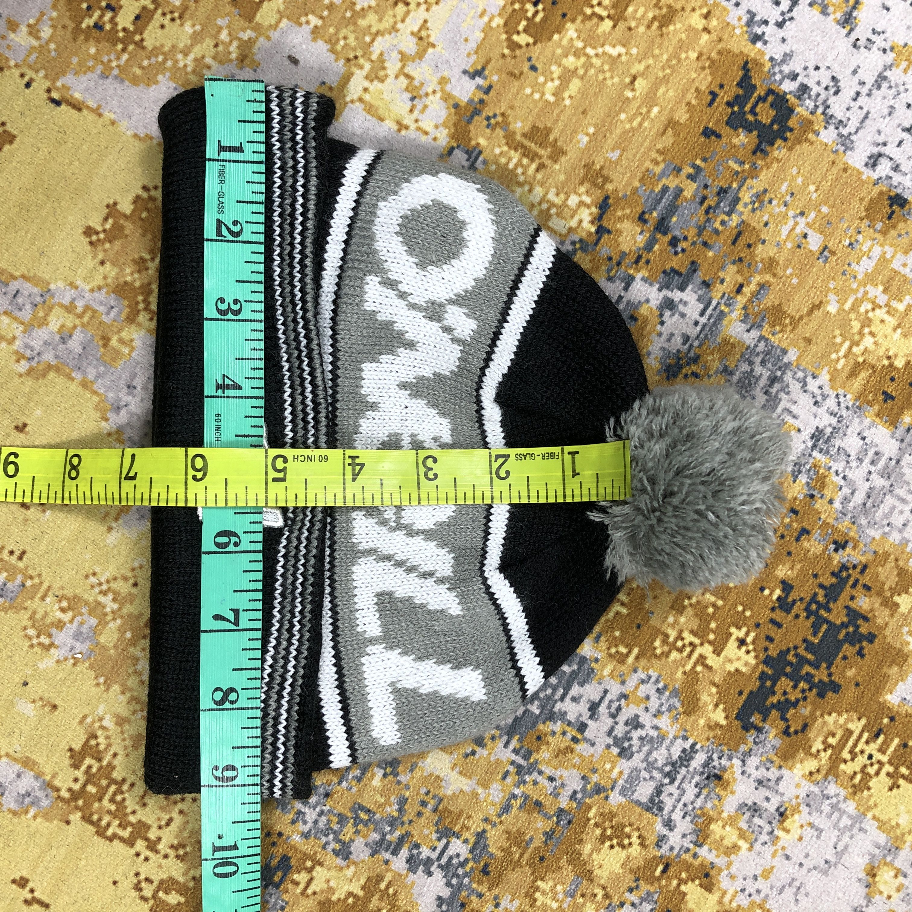 O'Neill × Vintage Vintage Oneill Spellout Bobble Beanie Hat B2247 Size ONE SIZE - 5 Thumbnail