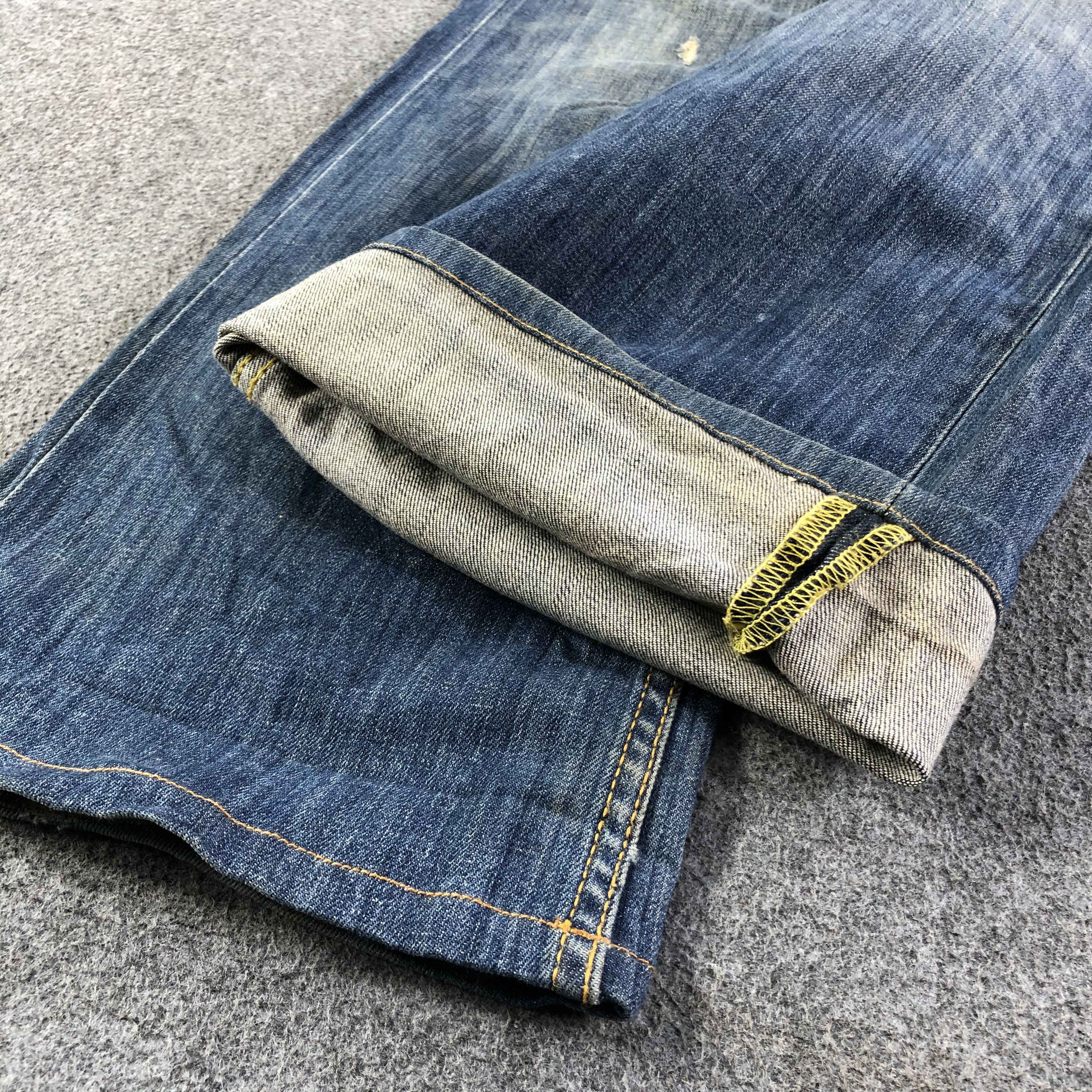 Japanese Brand × Taverniti × Vintage Taverniti Jeans Distressed Flared Denim -J2813 Size US 36 / EU 52 - 6 Thumbnail