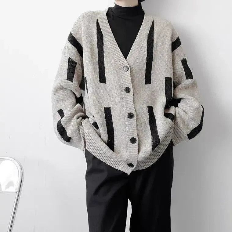 Japanese Brand New 2022 Futuristic Striped Cardigan Jumper Knitwear Size K1 Size US L / EU 52-54 / 3 - 1 Thumbnail