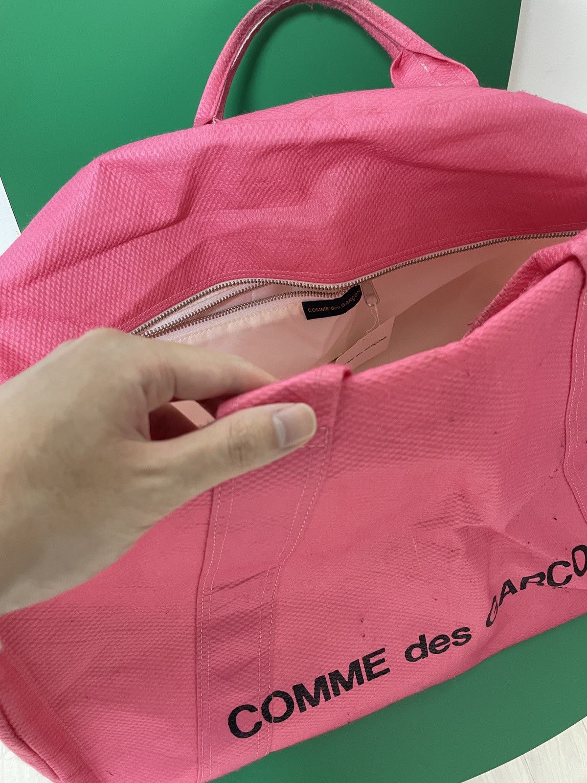 Comme des Garcons Grail! Limited Edition CDG PINK Iconic bag (unisex) Size ONE SIZE - 8 Thumbnail