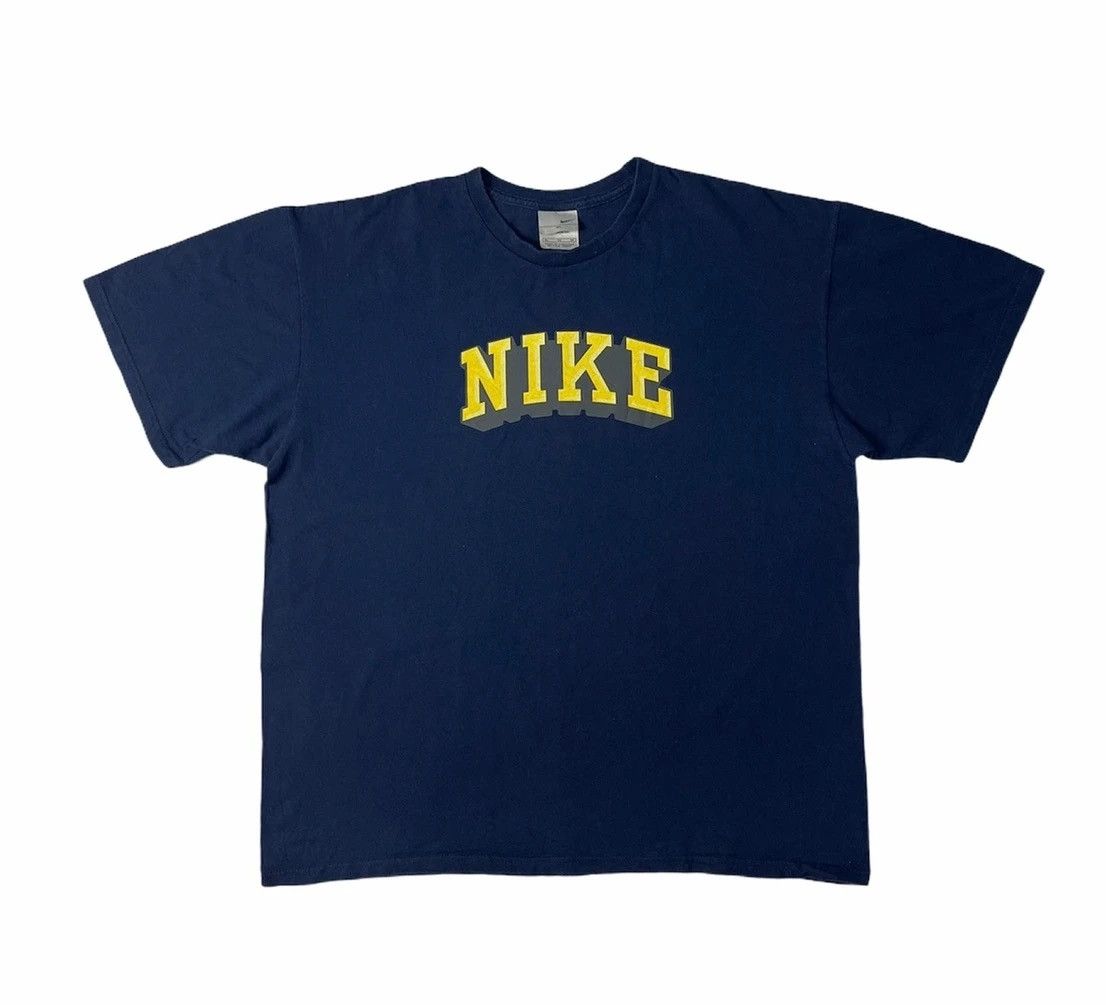 Vintage Nike Y2K T-Shirt