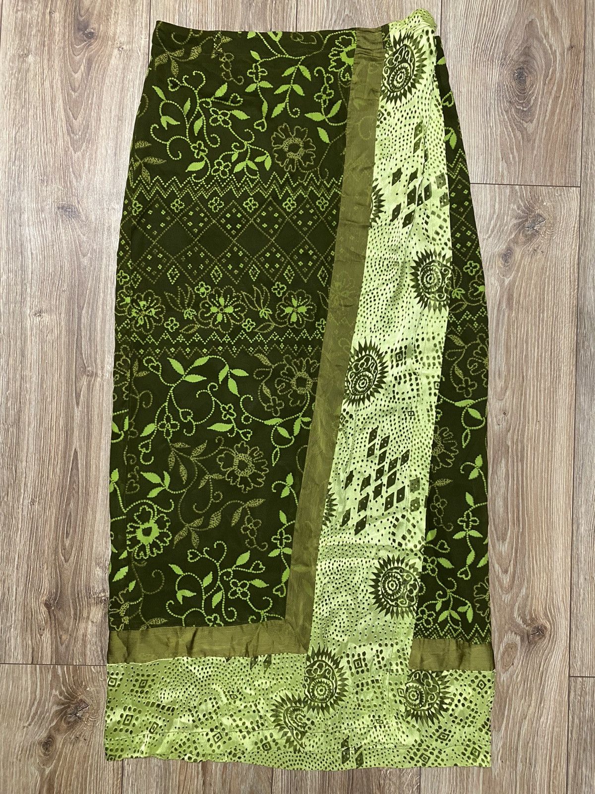 Kenzo Rare Luxury Skirt Kenzo Jungle Made in France. Size 30" / US 8 / IT 44 - 1 Thumbnail