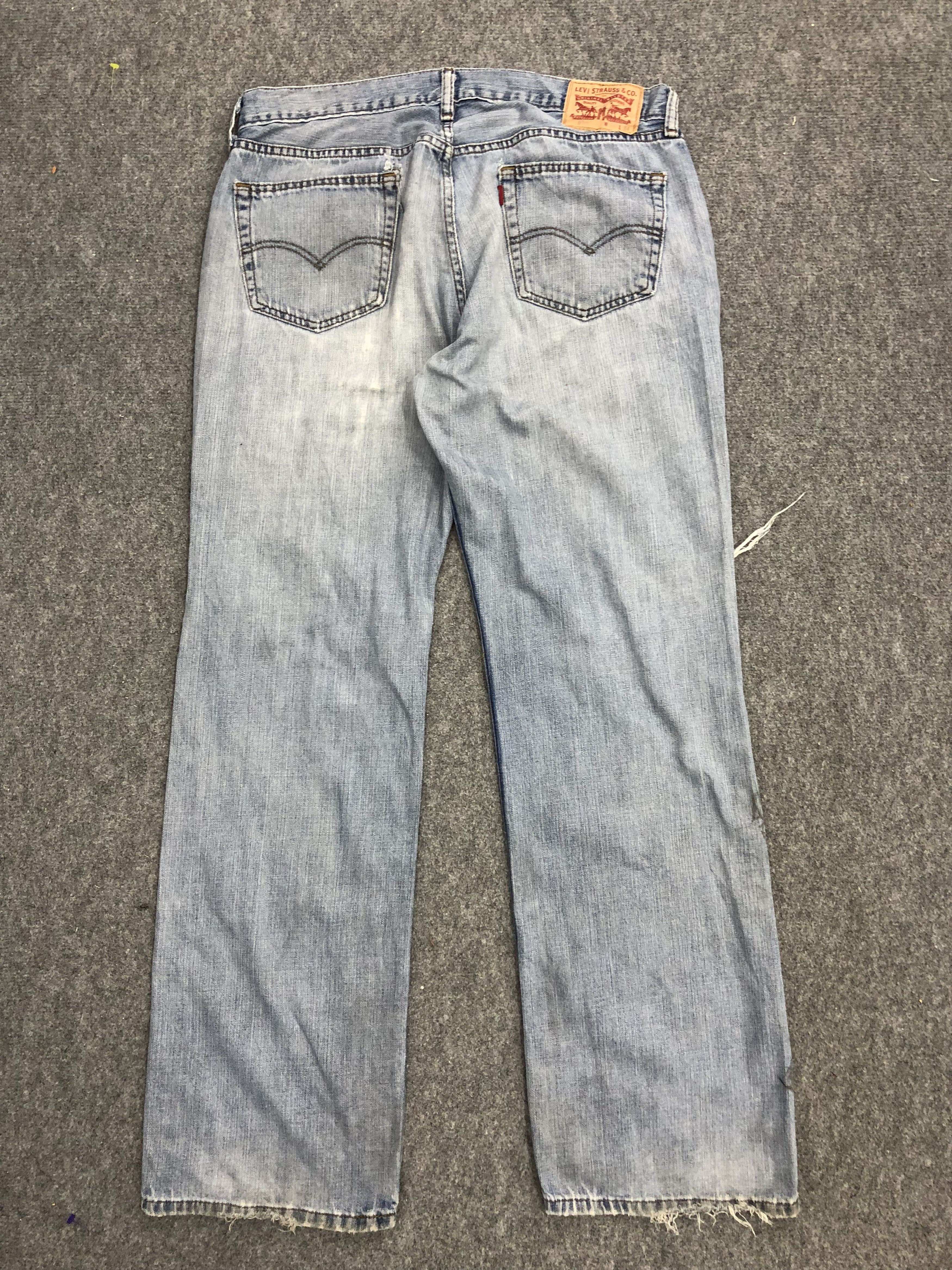Levi's Vintage Levis 559 Light Wash Jeans DP1236 Size US 37 - 3 Thumbnail