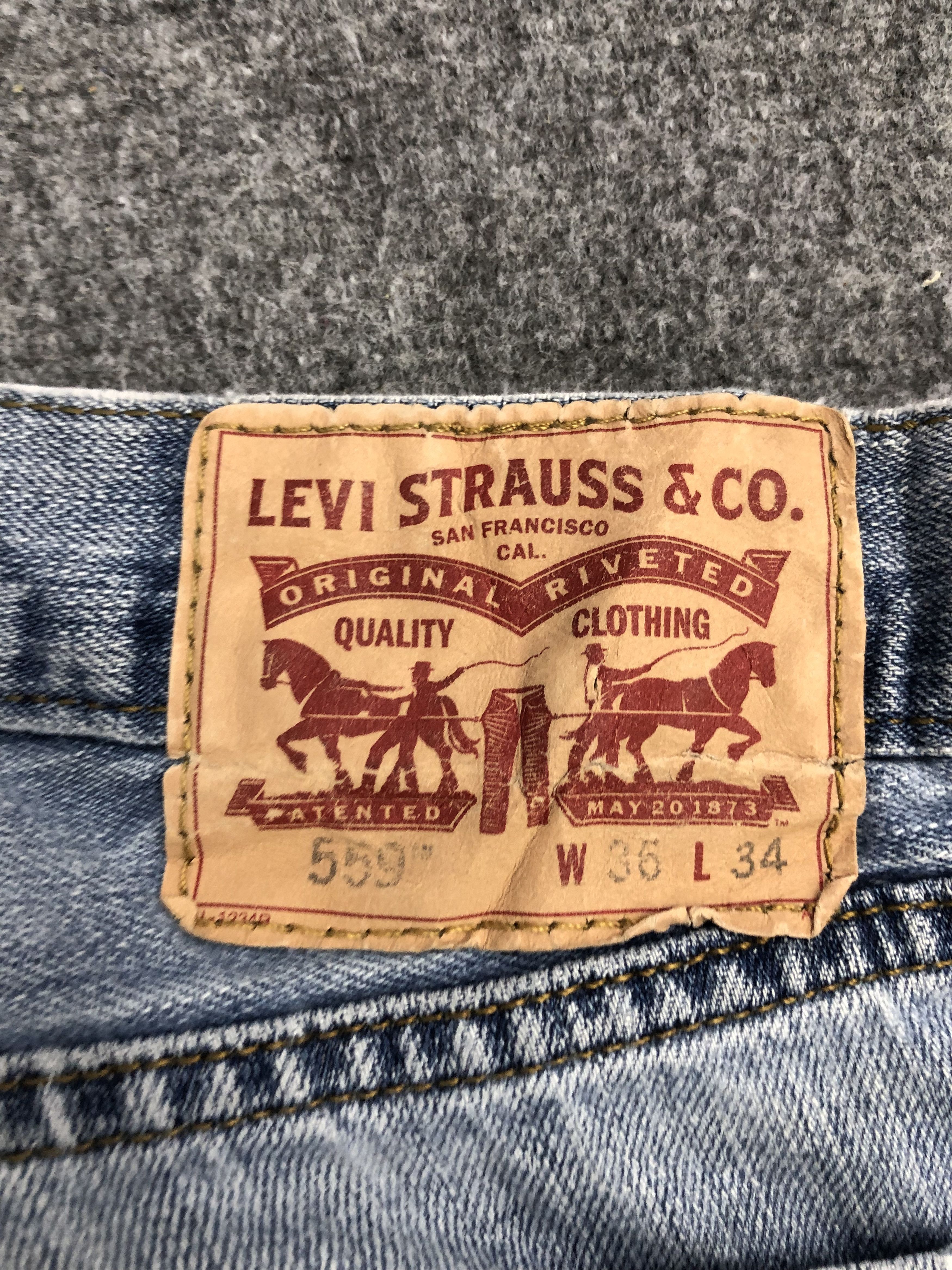 Levi's Vintage Levis 559 Light Wash Jeans DP1236 Size US 37 - 5 Thumbnail