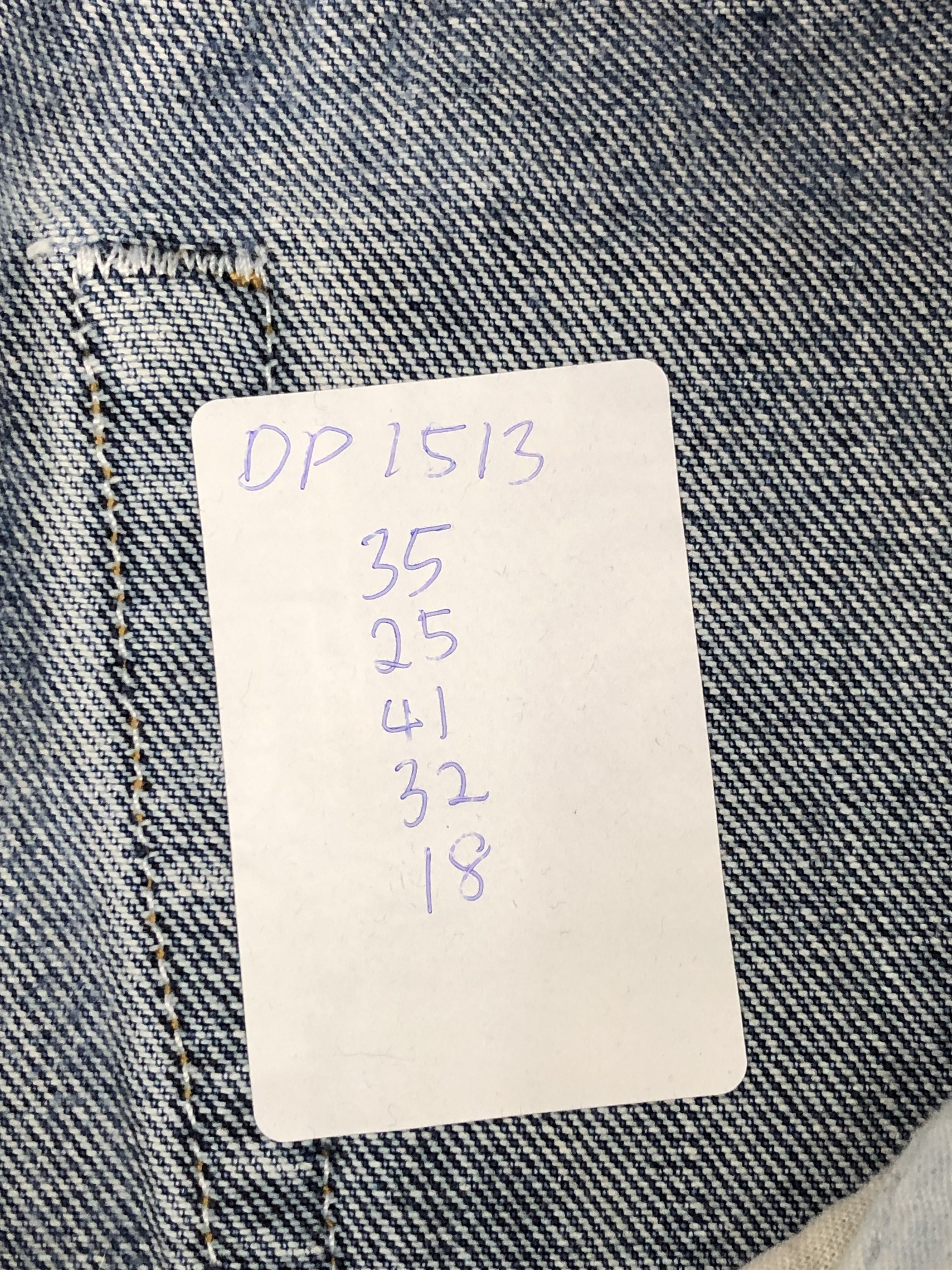 Levi's Faded Blue Vintage Levis 501 Jeans DP1513 Size US 35 - 13 Thumbnail