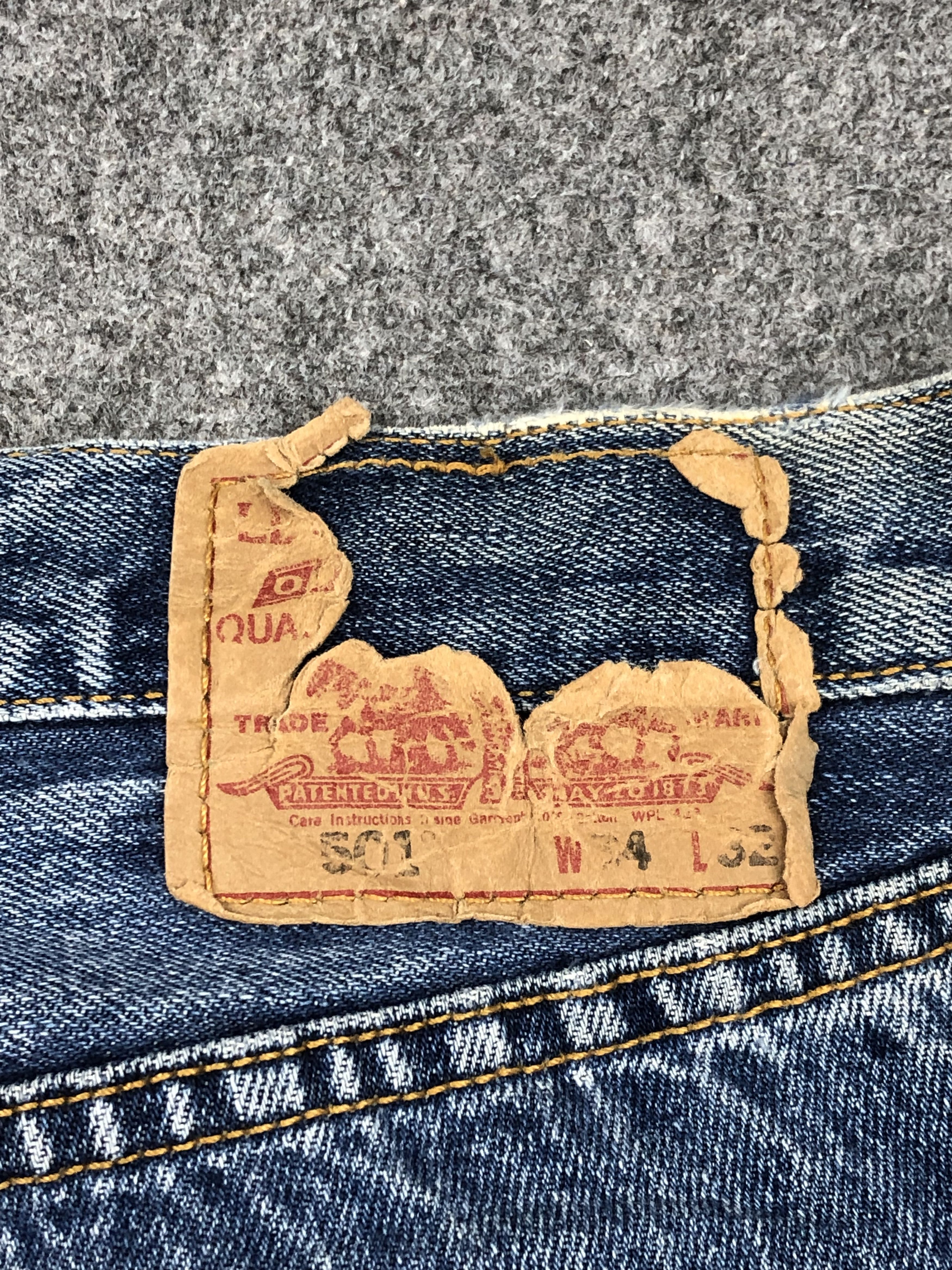 Levi's Faded Blue Vintage Levis 501 Jeans DP1513 Size US 35 - 5 Thumbnail