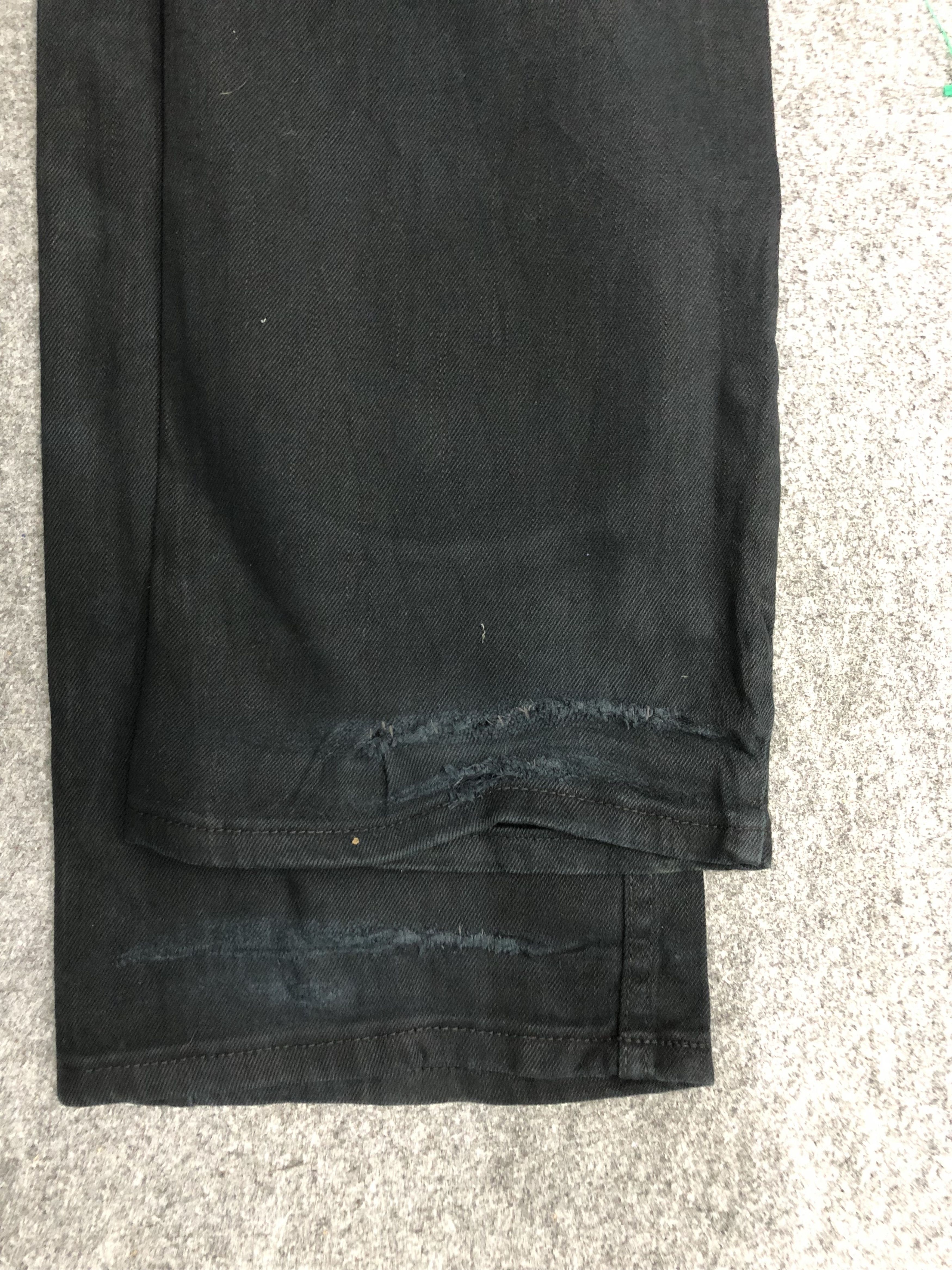 Levi's Vintage Levis 514 Black Denim Jeans DP1226 Size US 35 - 13 Thumbnail