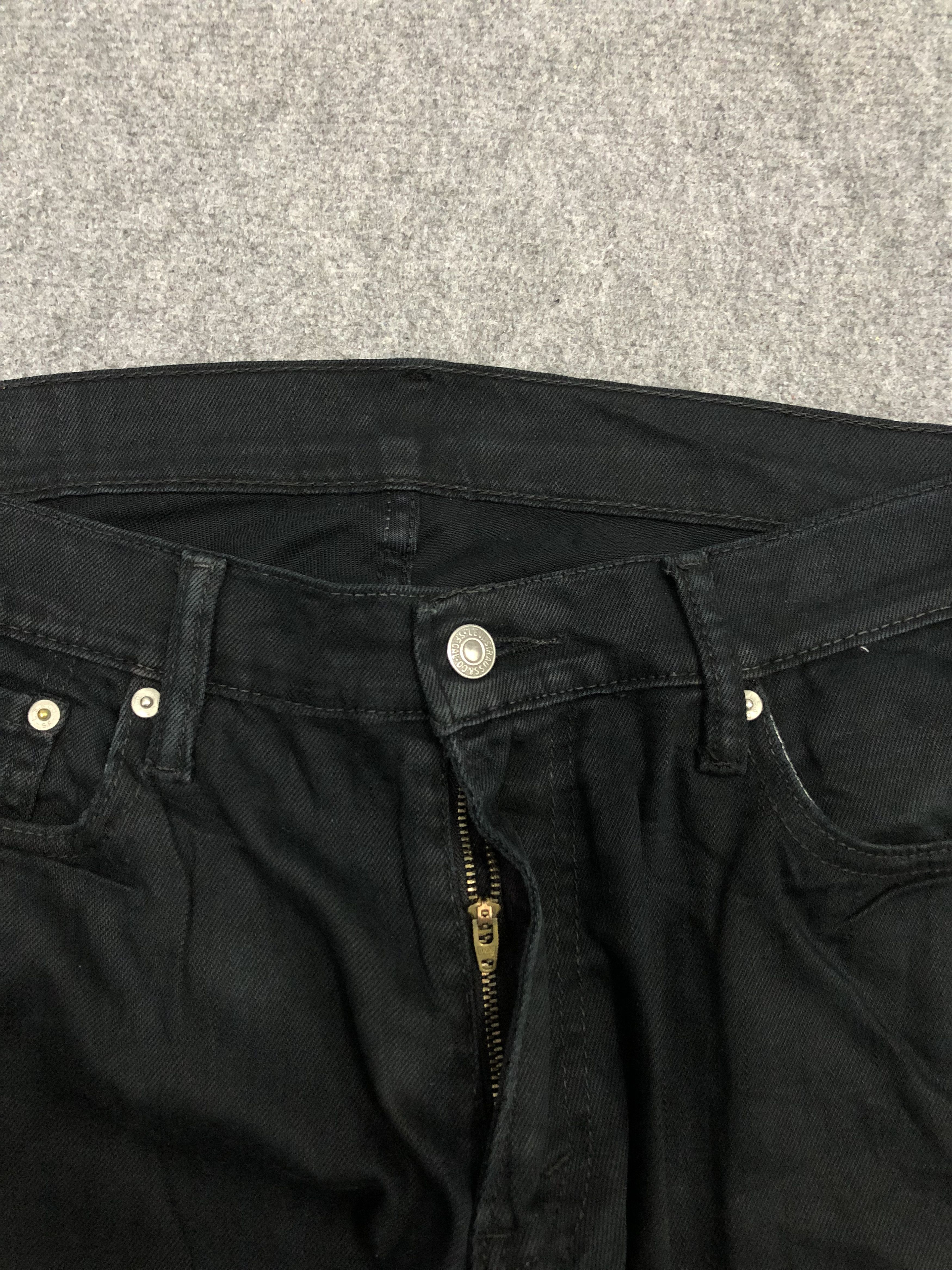 Levi's Vintage Levis 514 Black Denim Jeans DP1226 Size US 35 - 10 Thumbnail