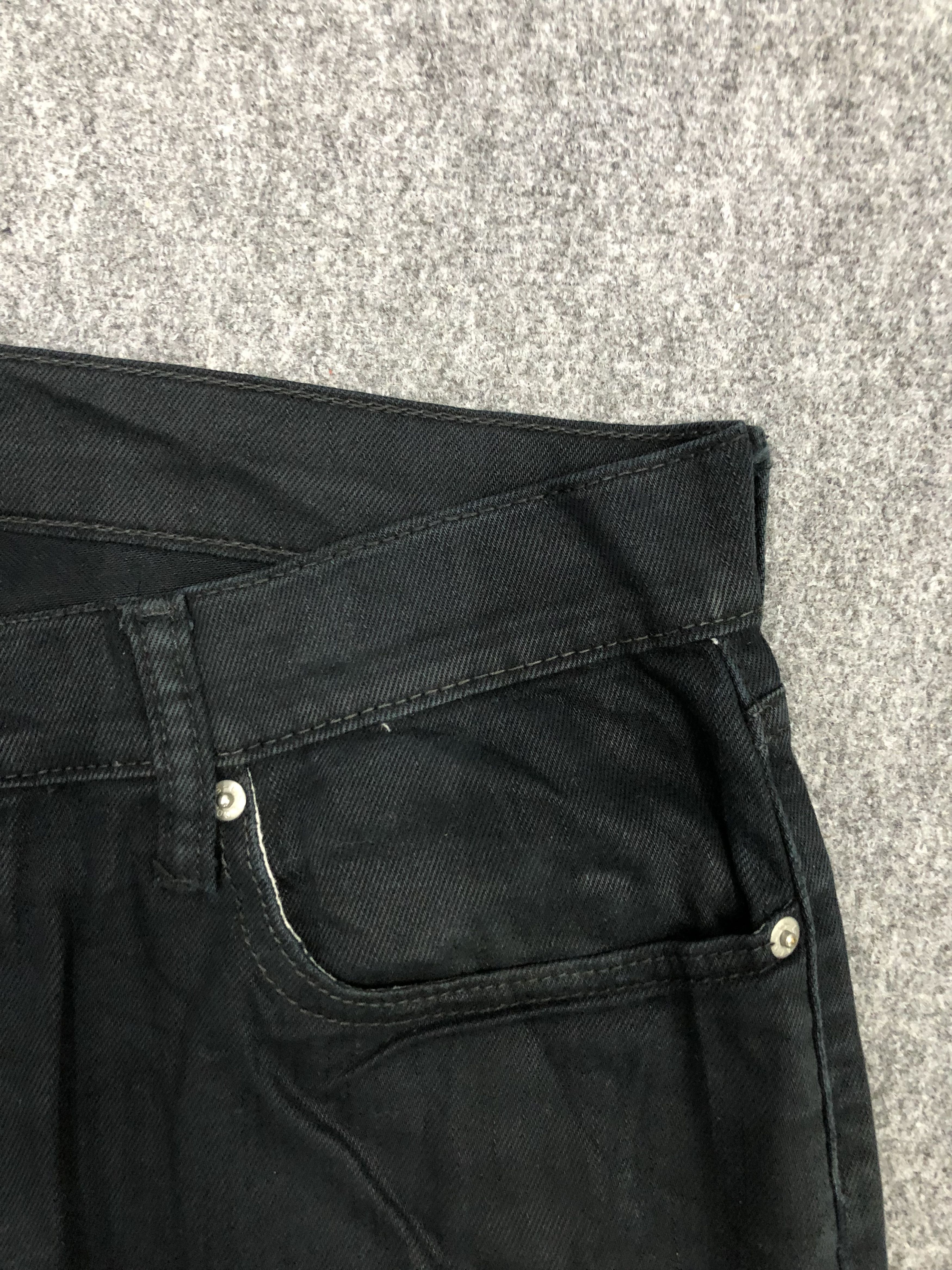 Levi's Vintage Levis 514 Black Denim Jeans DP1226 Size US 35 - 7 Thumbnail