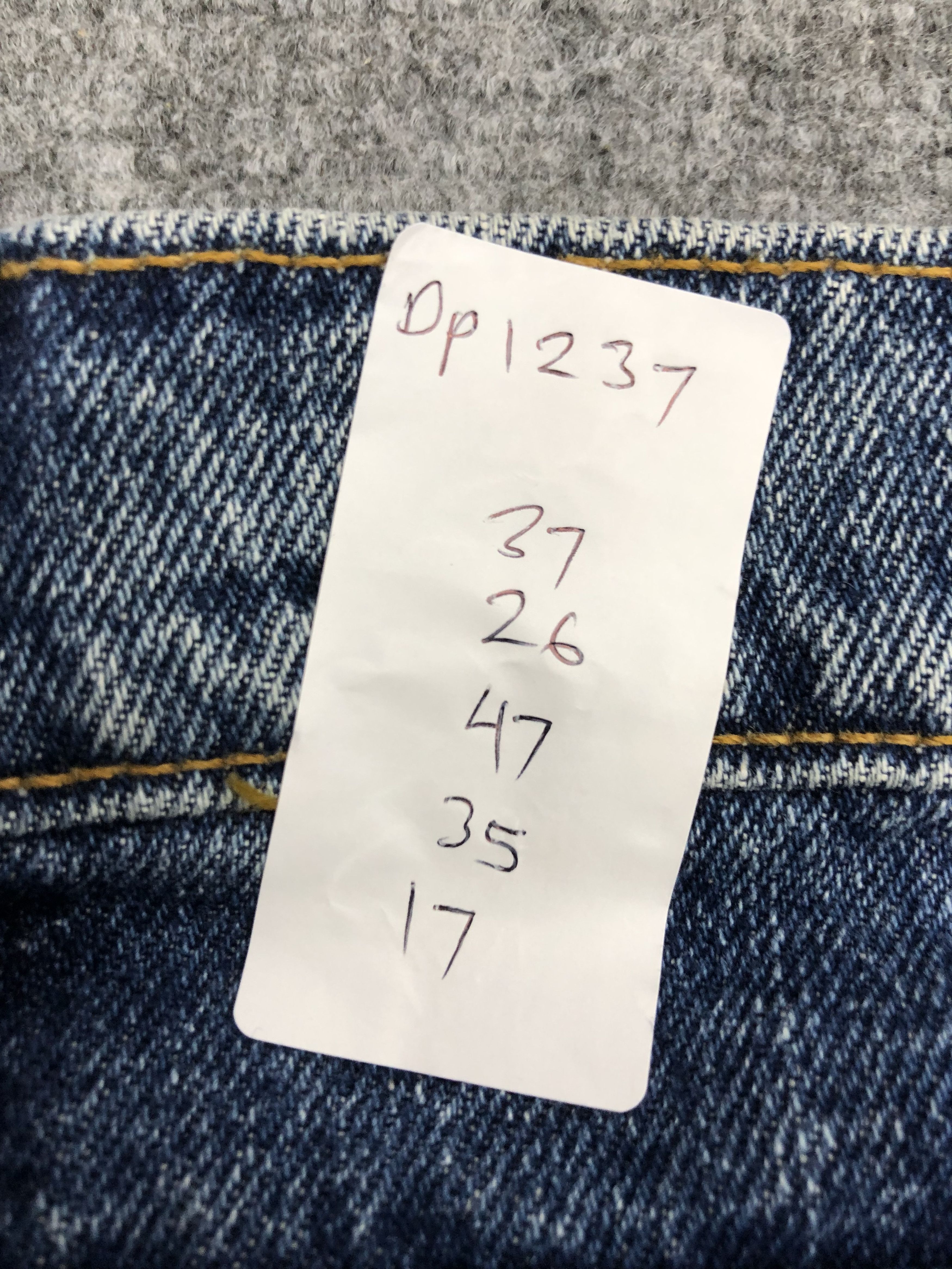 Levi's Vintage 90s Levis 505 Denim Jeans DP1237 Size US 37 - 10 Thumbnail
