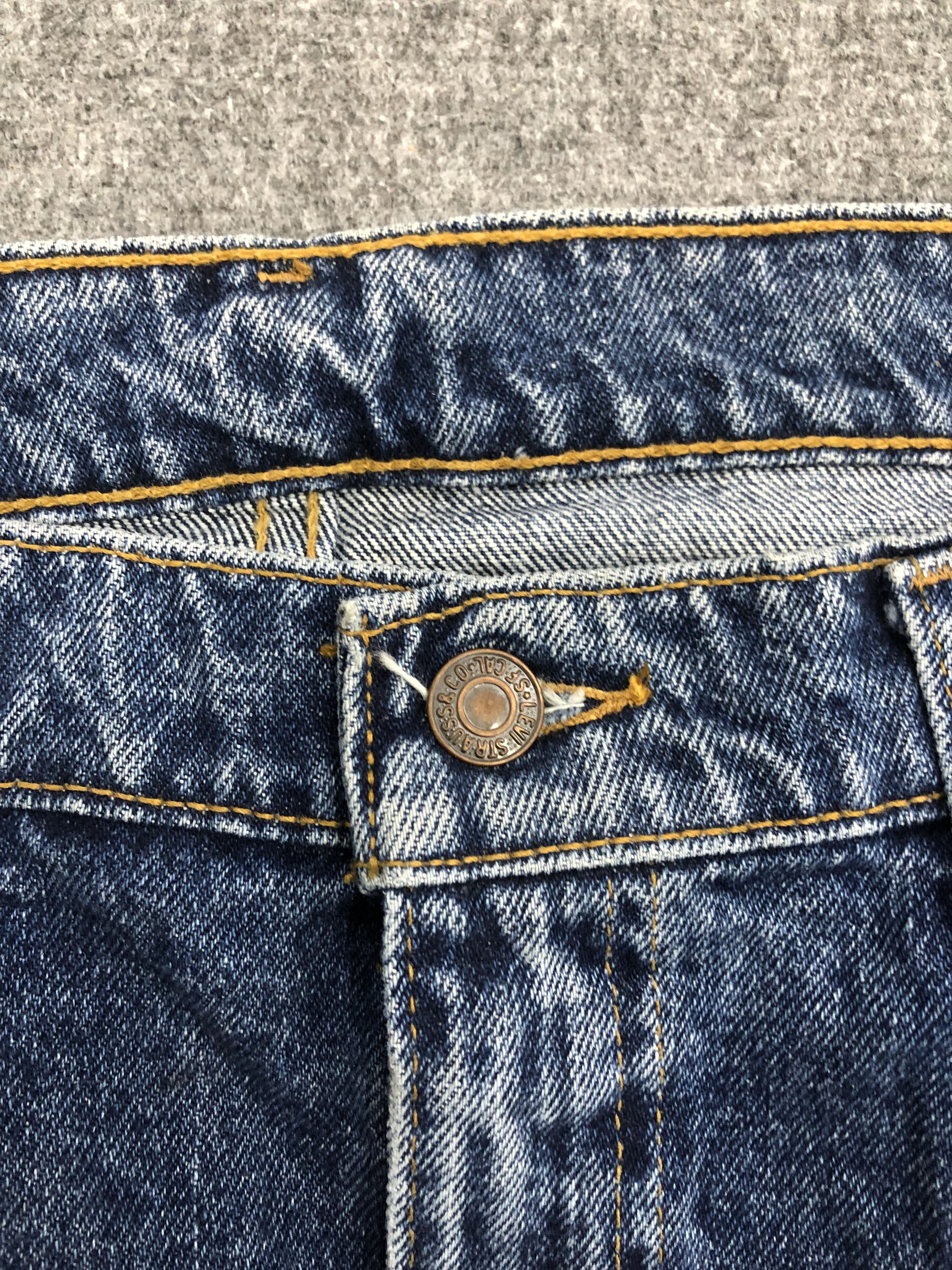 Levi's Vintage 90s Levis 505 Denim Jeans DP1237 Size US 37 - 8 Thumbnail