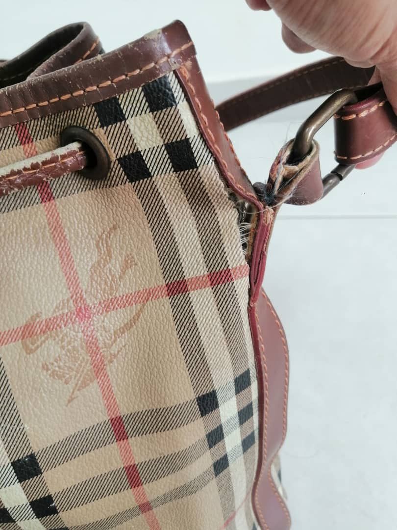 VINTAGE BURBERRYS BUCKET BAG