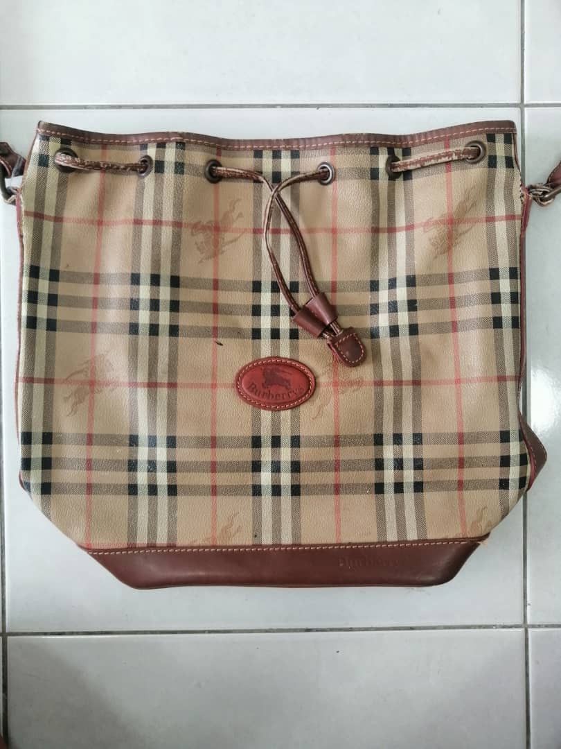 VINTAGE BURBERRYS BUCKET BAG