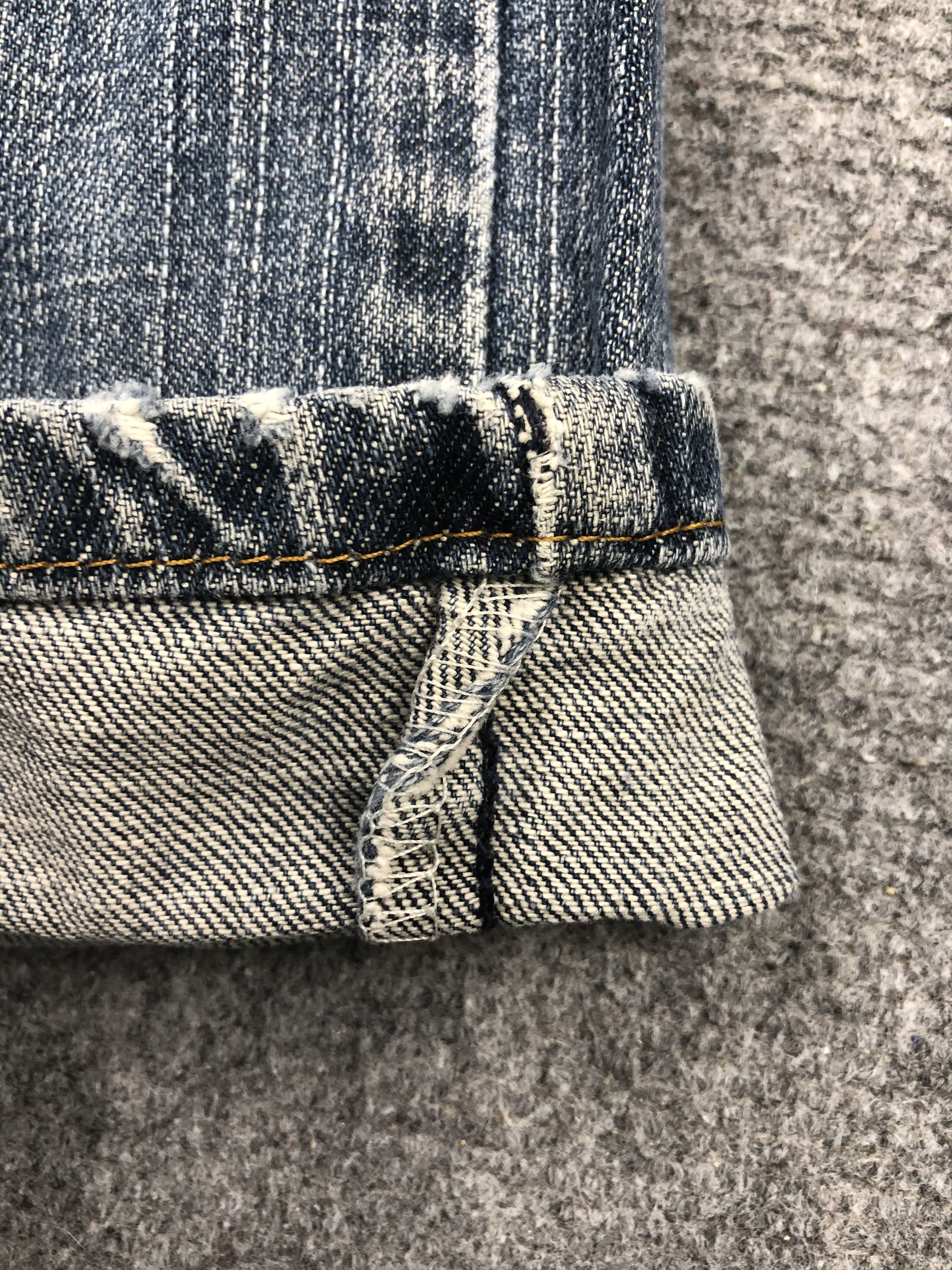 Levi's Vintage Levis 559 Faded Blue Denim DP1538 Size US 35 - 12 Thumbnail