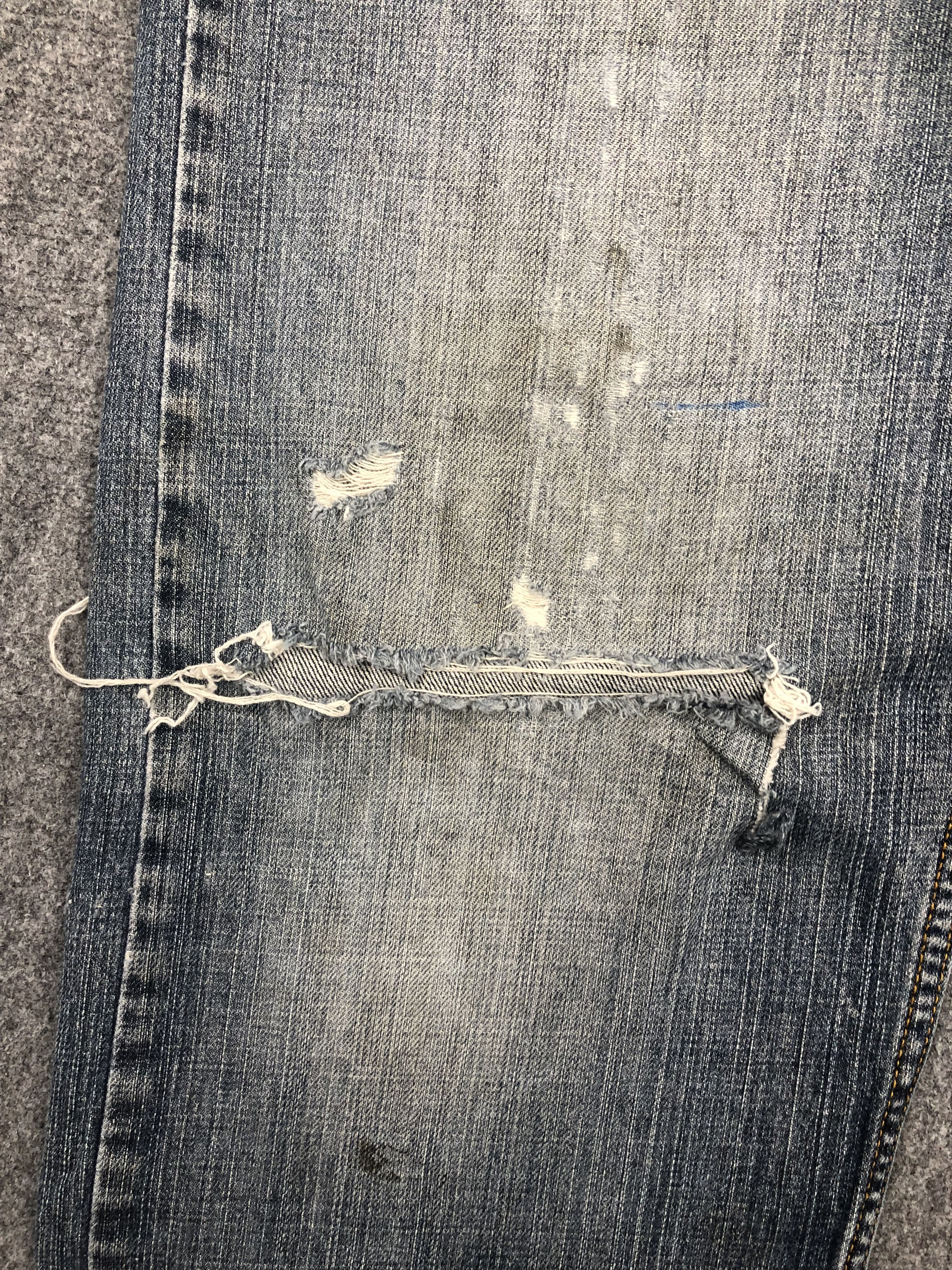 Levi's Vintage Levis 559 Faded Blue Denim DP1538 Size US 35 - 10 Thumbnail