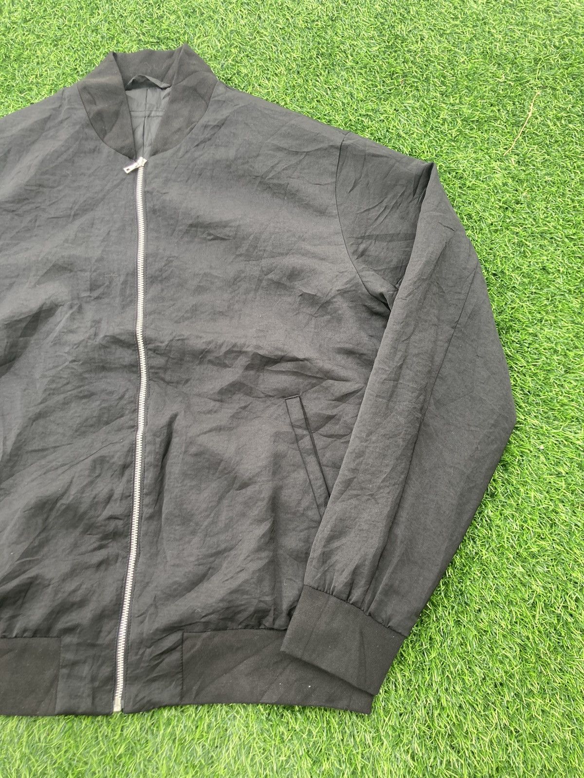 Uniqlo UNIQLO BOMBER JACKET Size US L / EU 52-54 / 3 - 4 Thumbnail