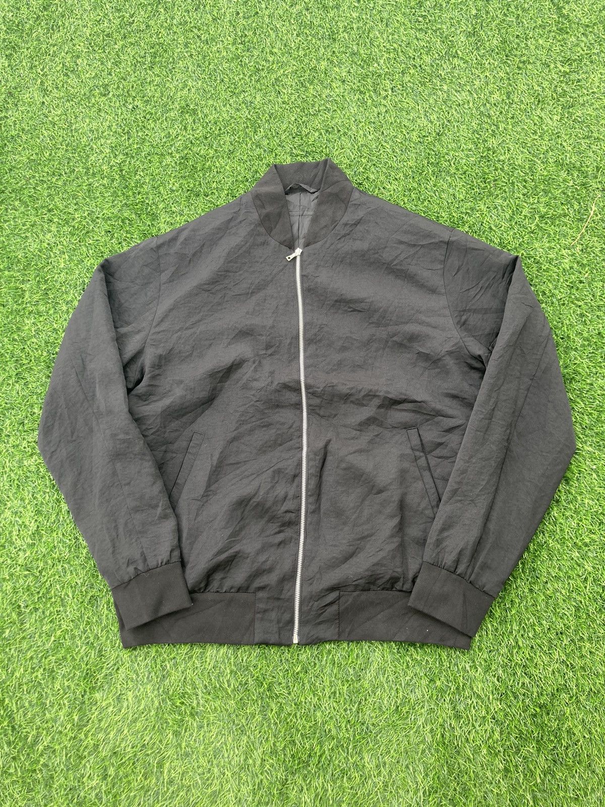 Uniqlo UNIQLO BOMBER JACKET Size US L / EU 52-54 / 3 - 2 Thumbnail