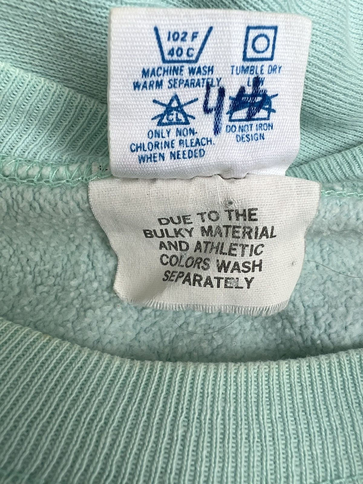 Champion 70s 80s Champion Reverse Weave IOWA STATE Sweatshirt Size US M / EU 48-50 / 2 - 15 Thumbnail
