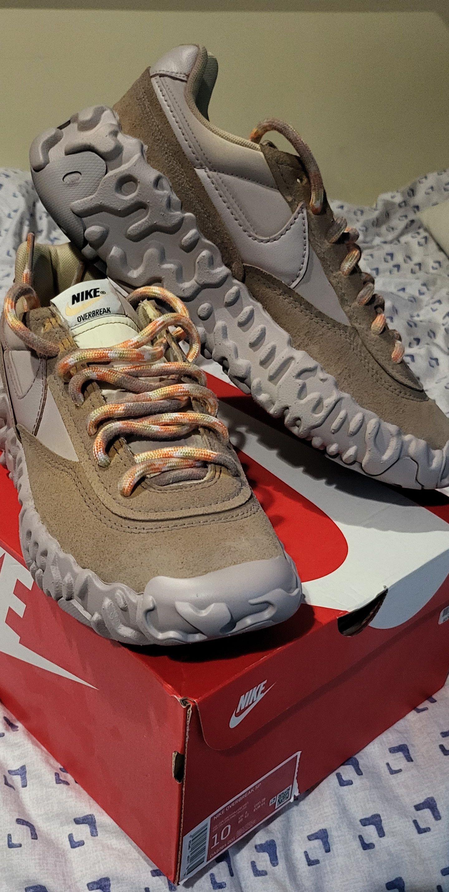 overbreak college grey