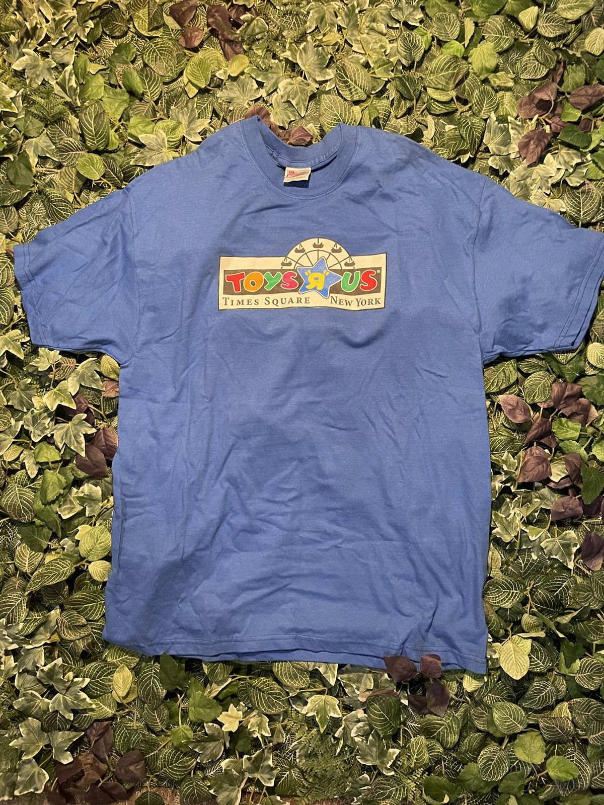 Vintage VINTAGE TOYS R US TIMES SQUARE T SHIRT BLUE Grailed