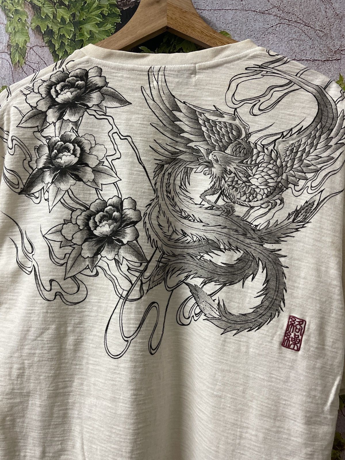 Karakuri Tamashii VINTAGE SUKAJAN DRAGON KARAKURI TEE VERY RARE Size US XL / EU 56 / 4 - 7 Thumbnail