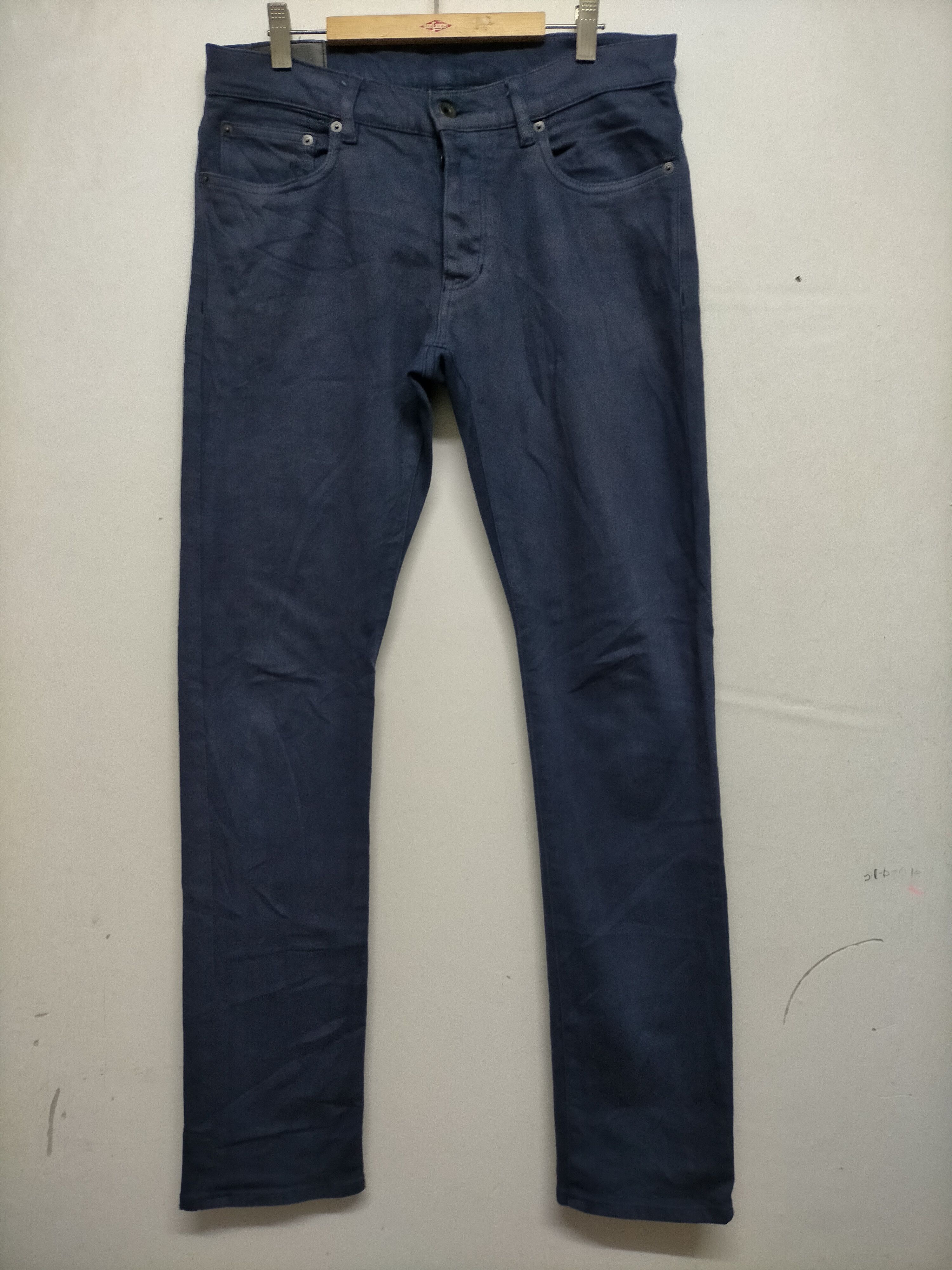Attachment × Japanese Brand Attachment slim made in japan Size US 32 / EU 48 - 1 Thumbnail