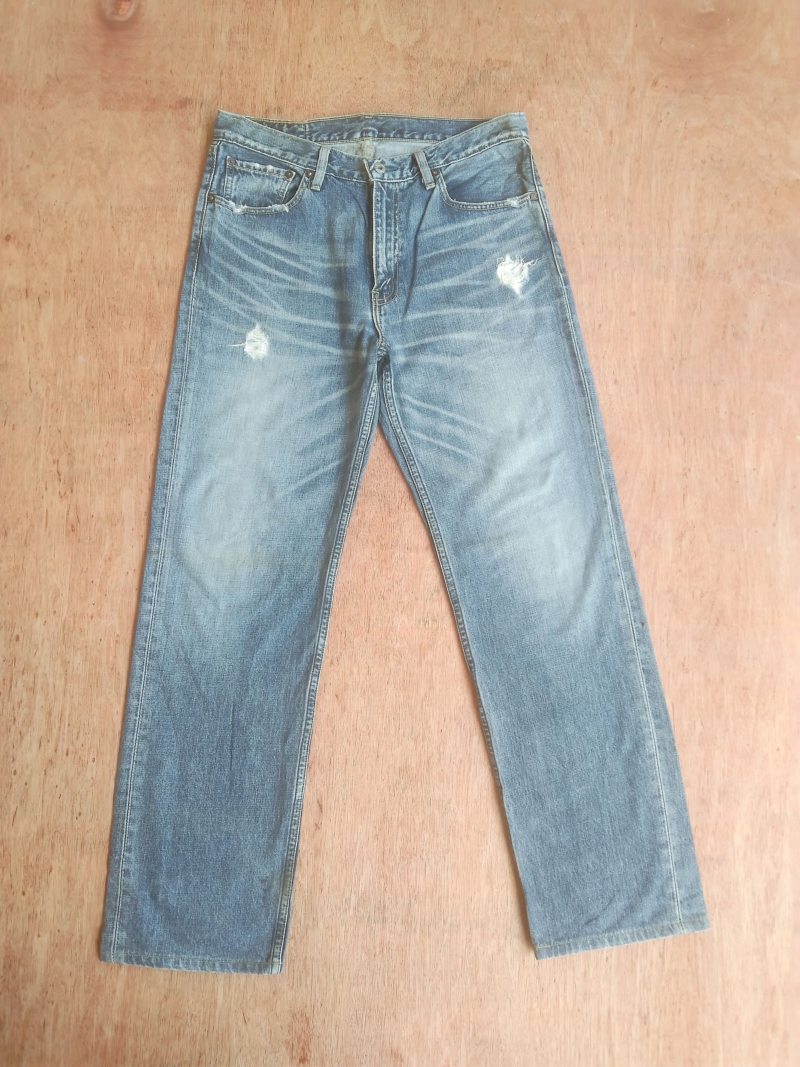 image of Vintage Levi's Jeans 502 Washed Distressed Denim 33X31 in Blue, Men's