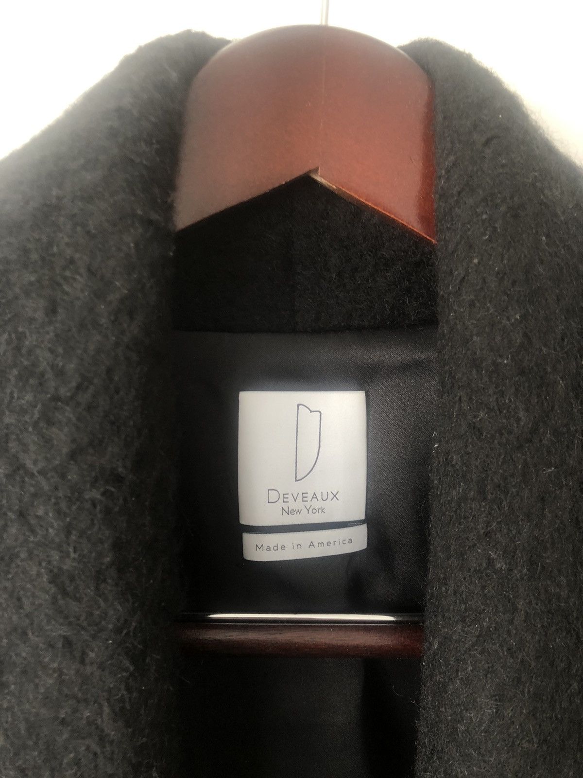 Deveaux DEVEAUX Brushed wool robe coat retail $1795 Size US M / EU 48-50 / 2 - 3 Thumbnail