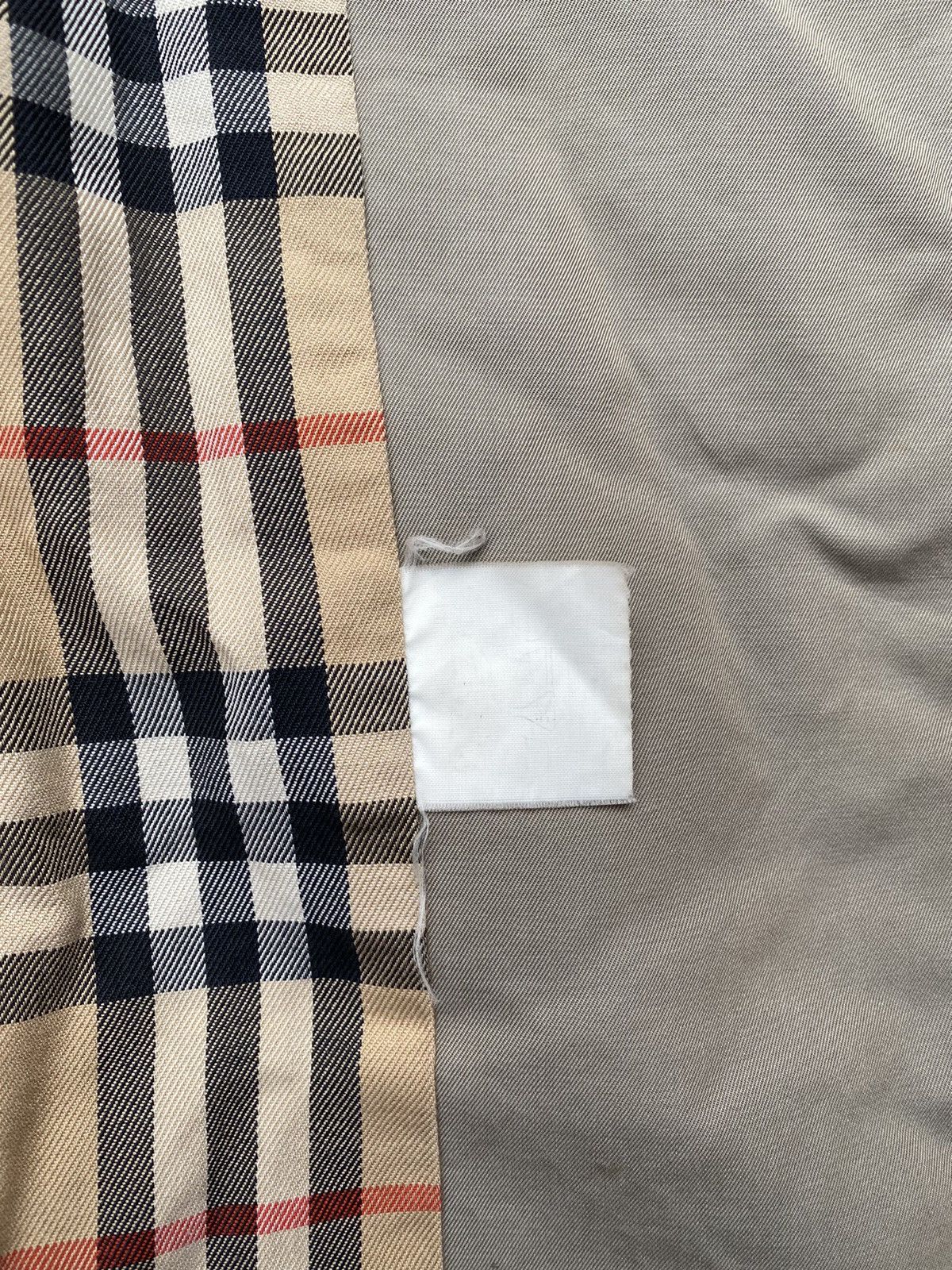 Burberry Burberry’s Trench Coat. #A4 Size US M / EU 48-50 / 2 - 9 Thumbnail
