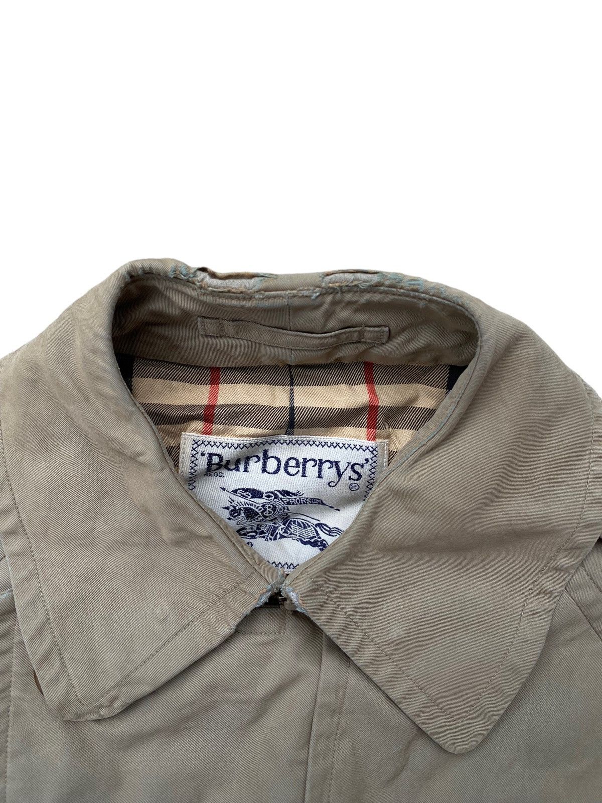 Burberry Burberry’s Trench Coat. #A4 Size US M / EU 48-50 / 2 - 5 Thumbnail