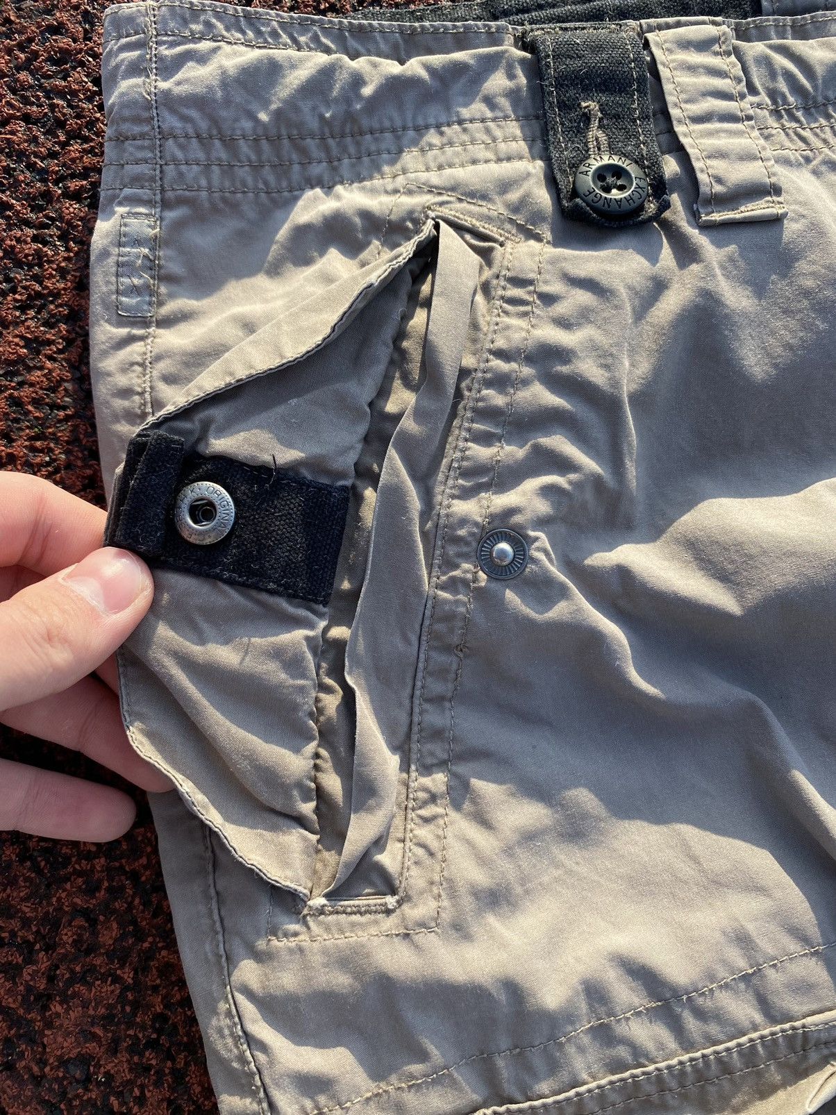 Armani Exchange Armani Exchange Sun Cargo Pants Size US 32 / EU 48 - 9 Thumbnail