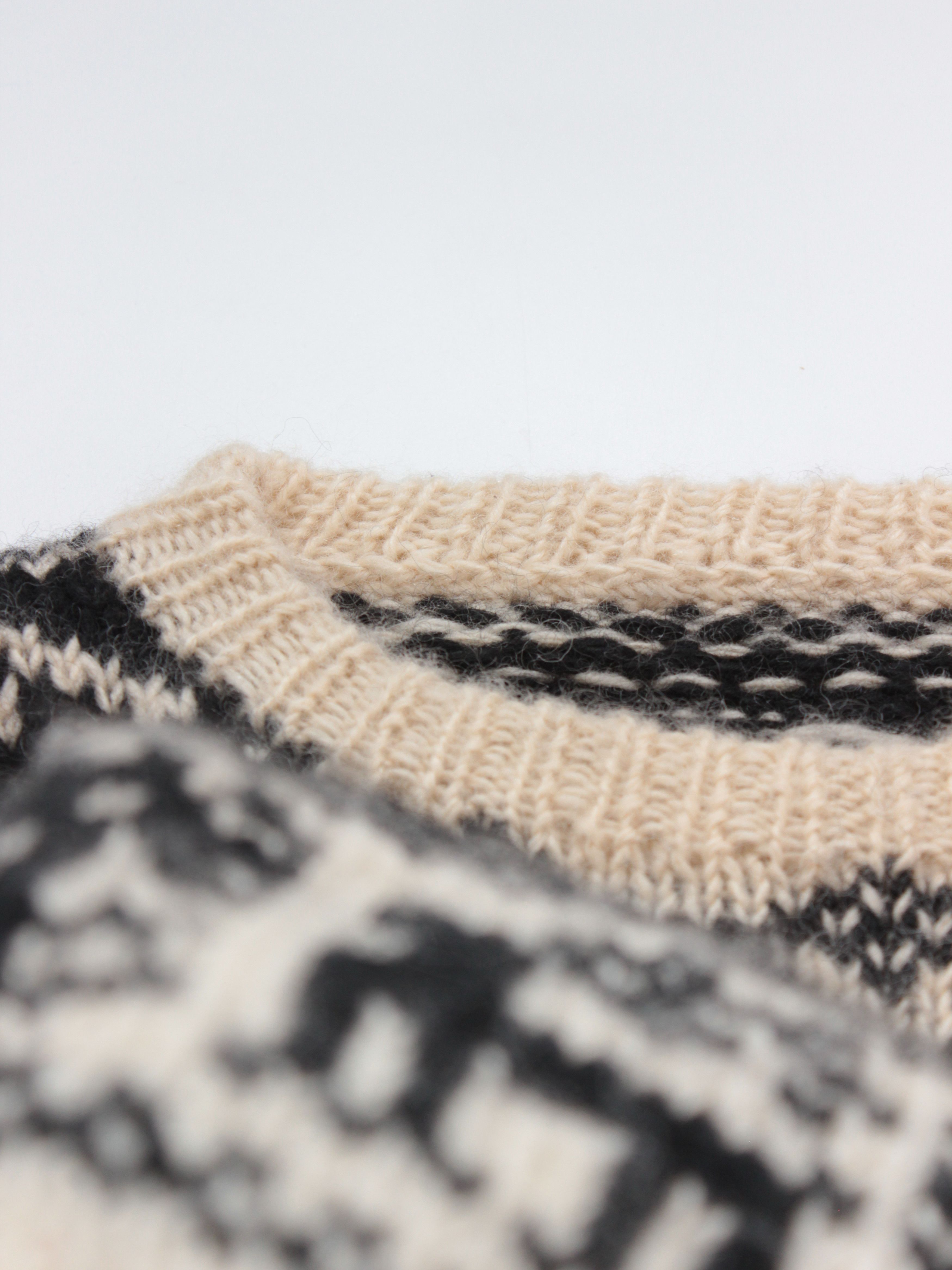Vintage Vintage Retro deer knitted wool sweater Size US L / EU 52-54 / 3 - 8 Thumbnail