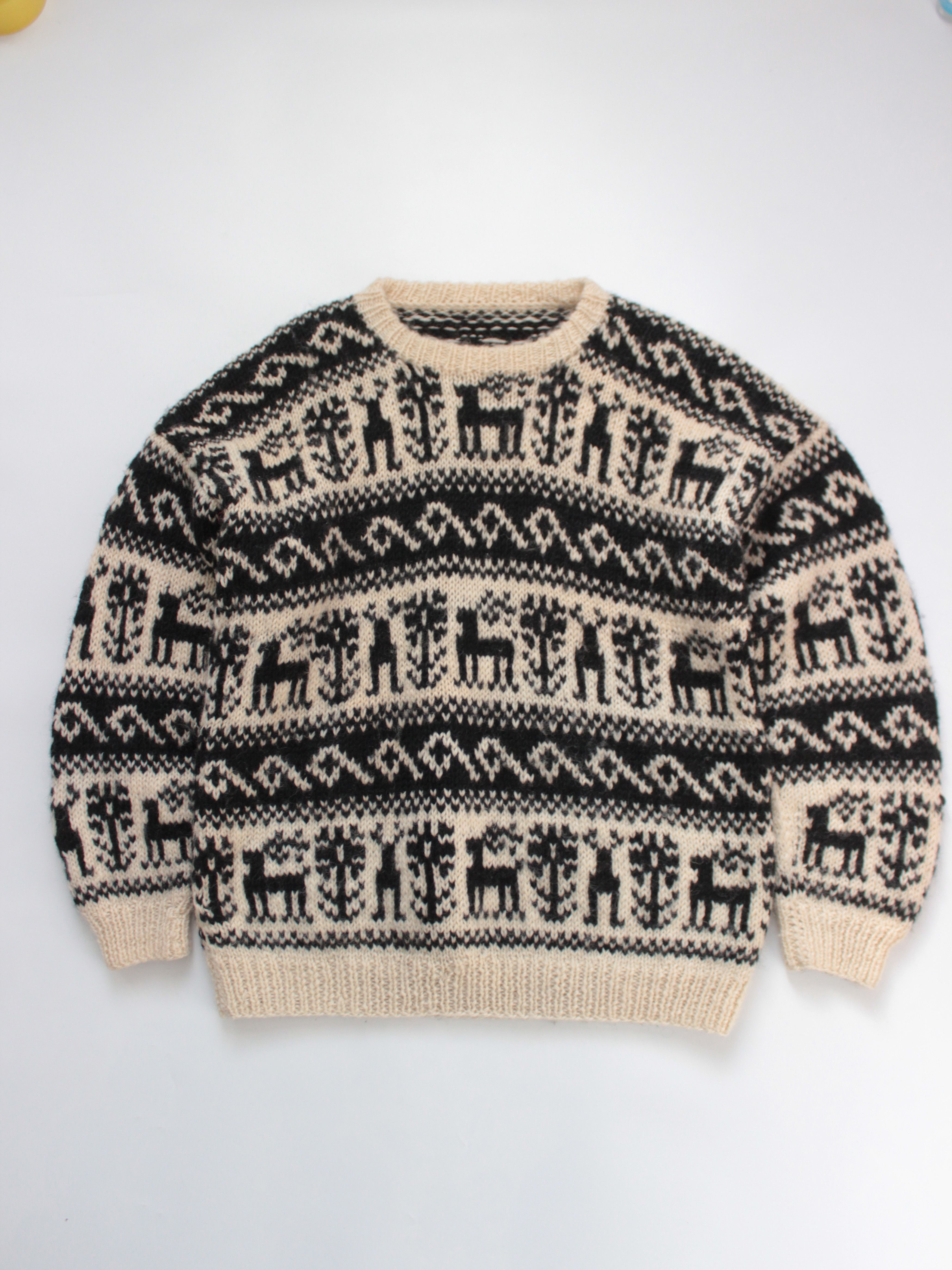 Vintage Vintage Retro deer knitted wool sweater Size US L / EU 52-54 / 3 - 1 Thumbnail